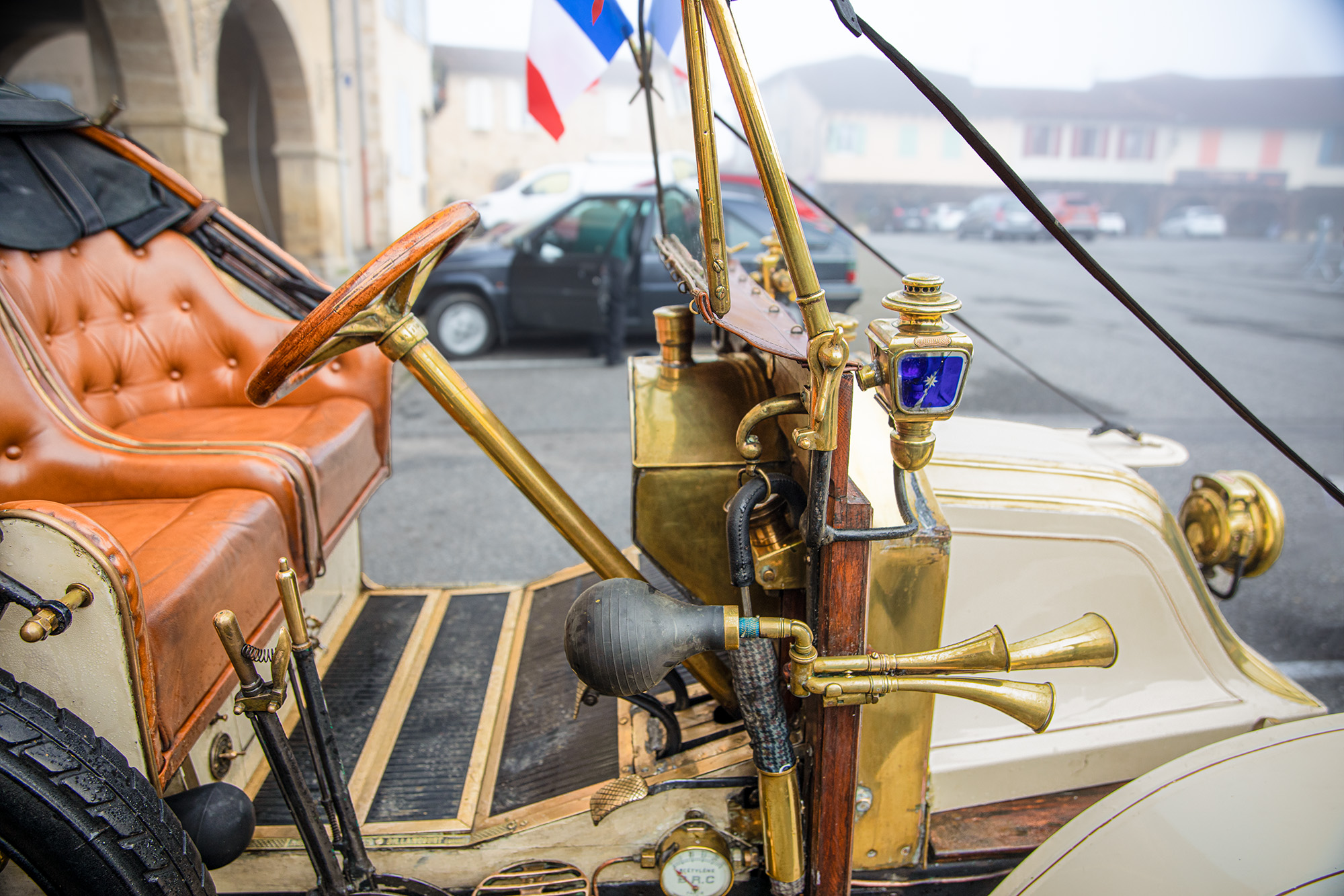 5 La Renault AX de 1909 côté droit 1bis 111122.jpg