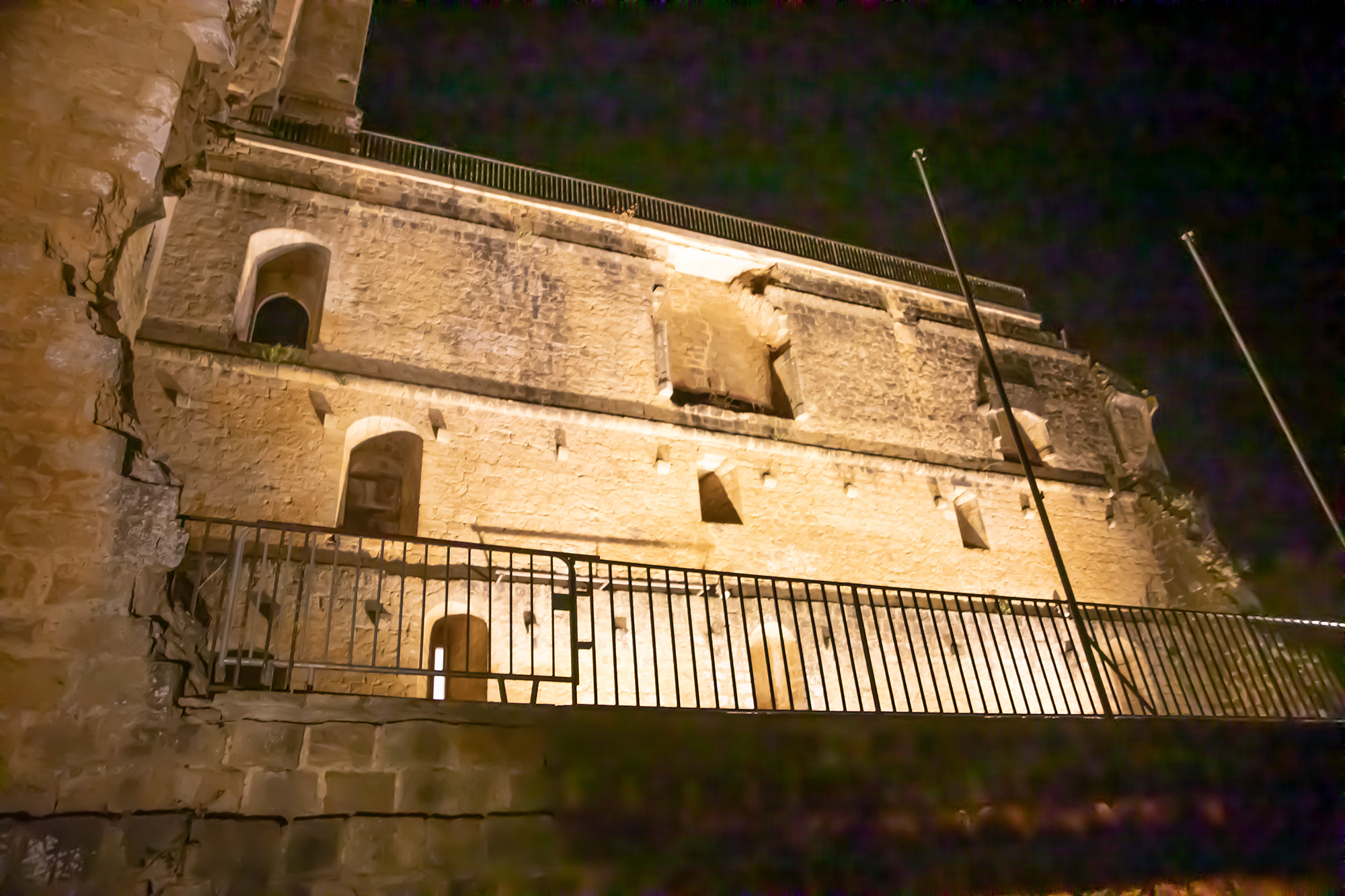 8 Sous le parvis 1bis 171122.jpg