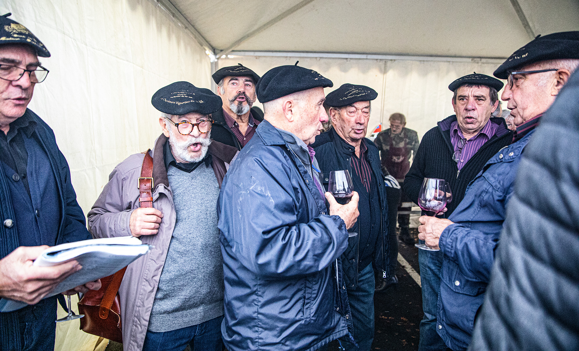 14 Les Chanteurs vignerons du Vic-Bilh 1bis 201122.jpg