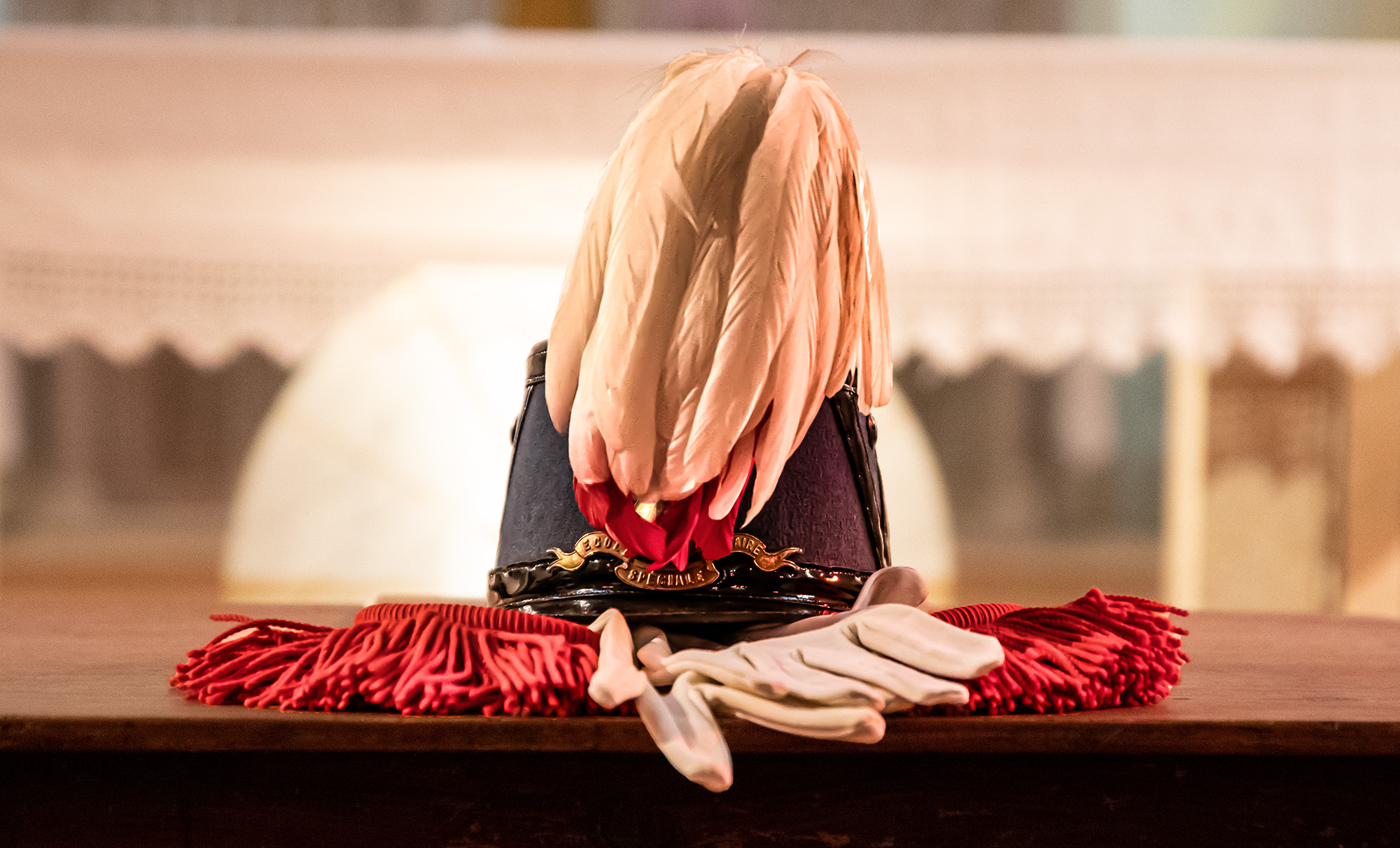 2 Casoar shako épaulettes et gants de saint-cyrien 1bis 031222.jpg