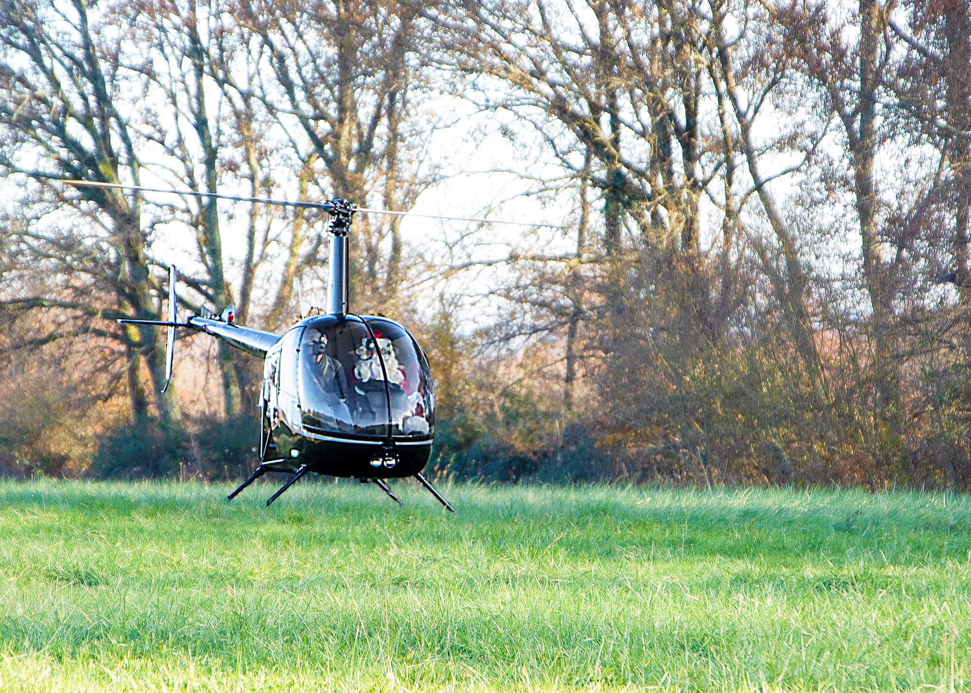 4 L'hélico se pose 1bis 181222.jpg