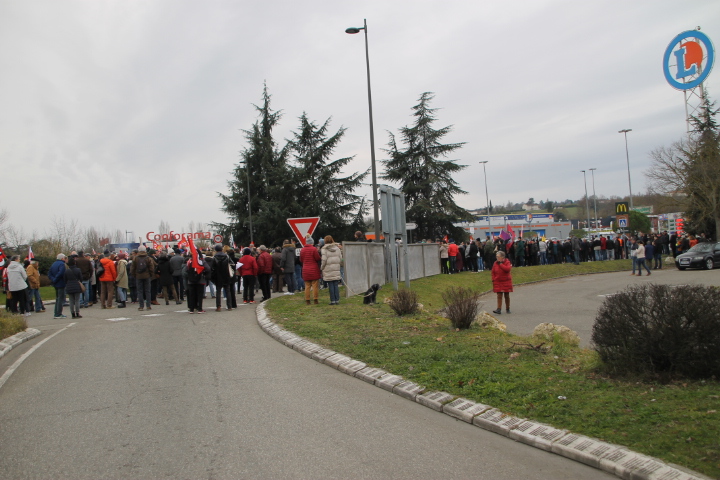 Rassemblement centre Leclerc
