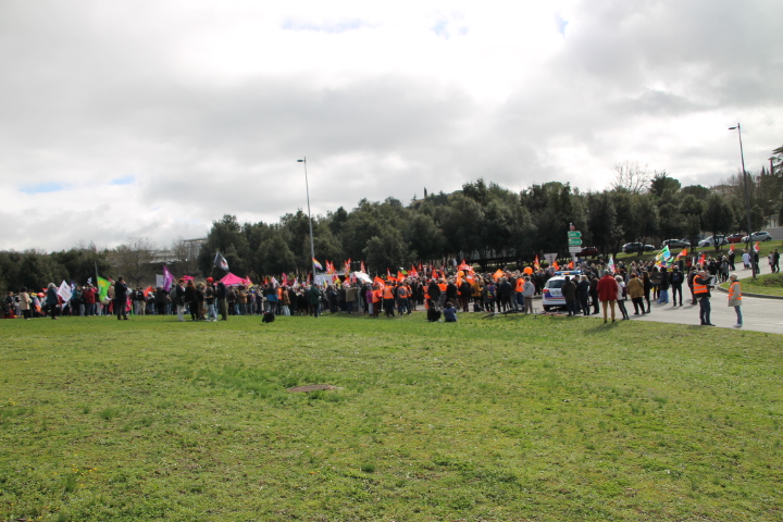 Rendez-vous rond point des Justes