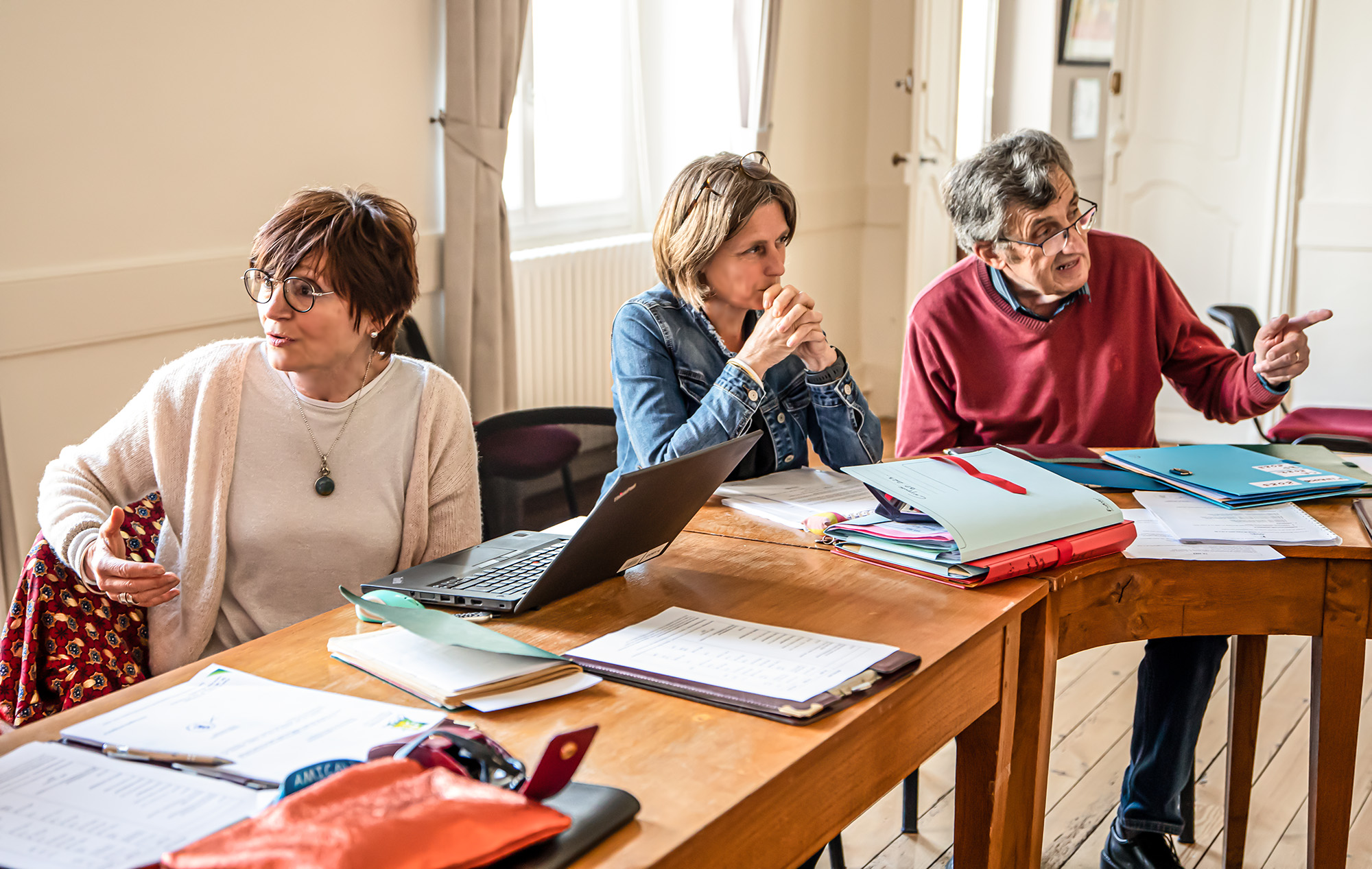 5 Maryse Martinot Nathalie Duclos et RogerCombres 1bis 280323.jpg