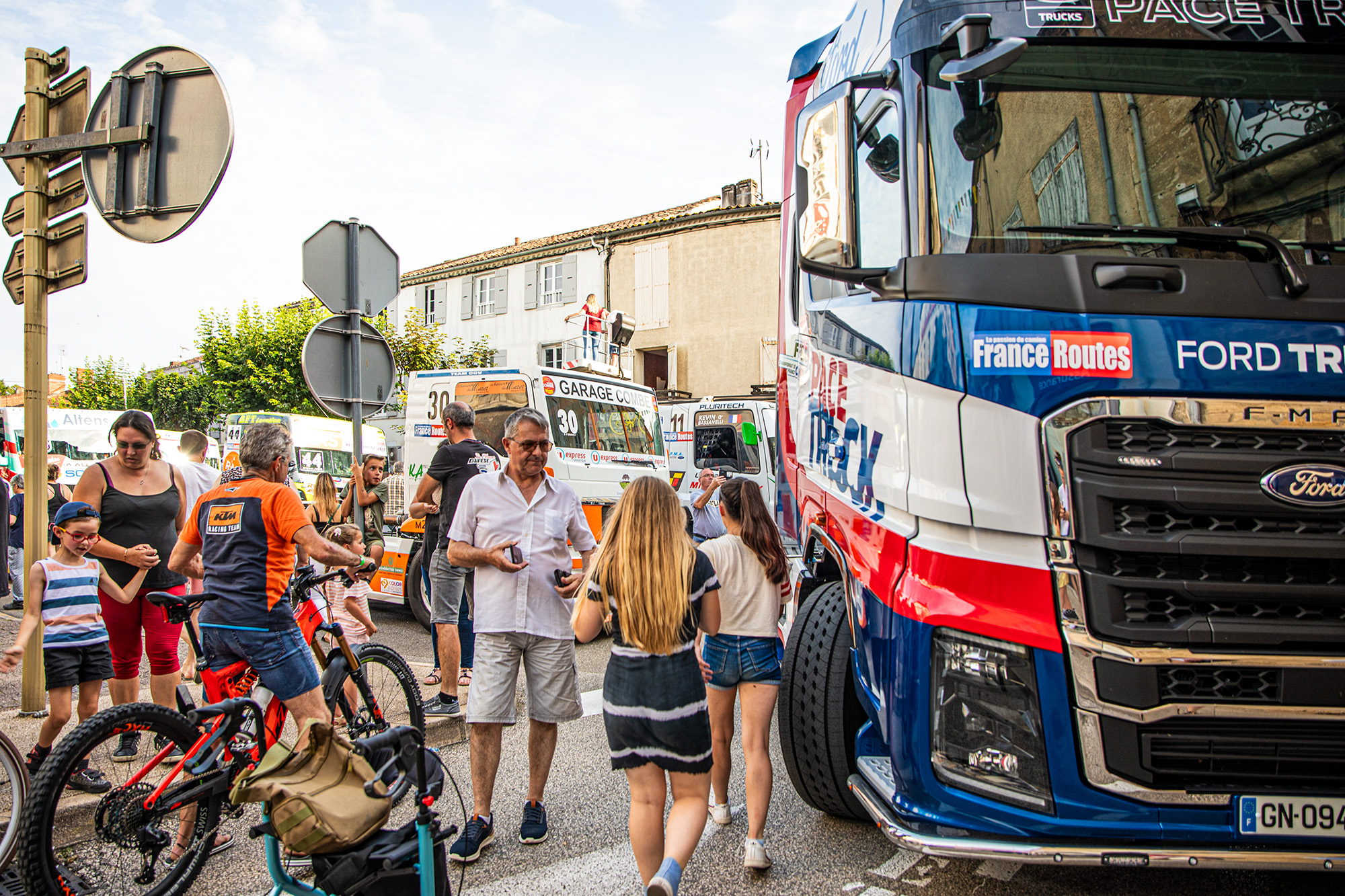3 La cohue place des Pyrénées Nogaro 1bis 160623.jpg