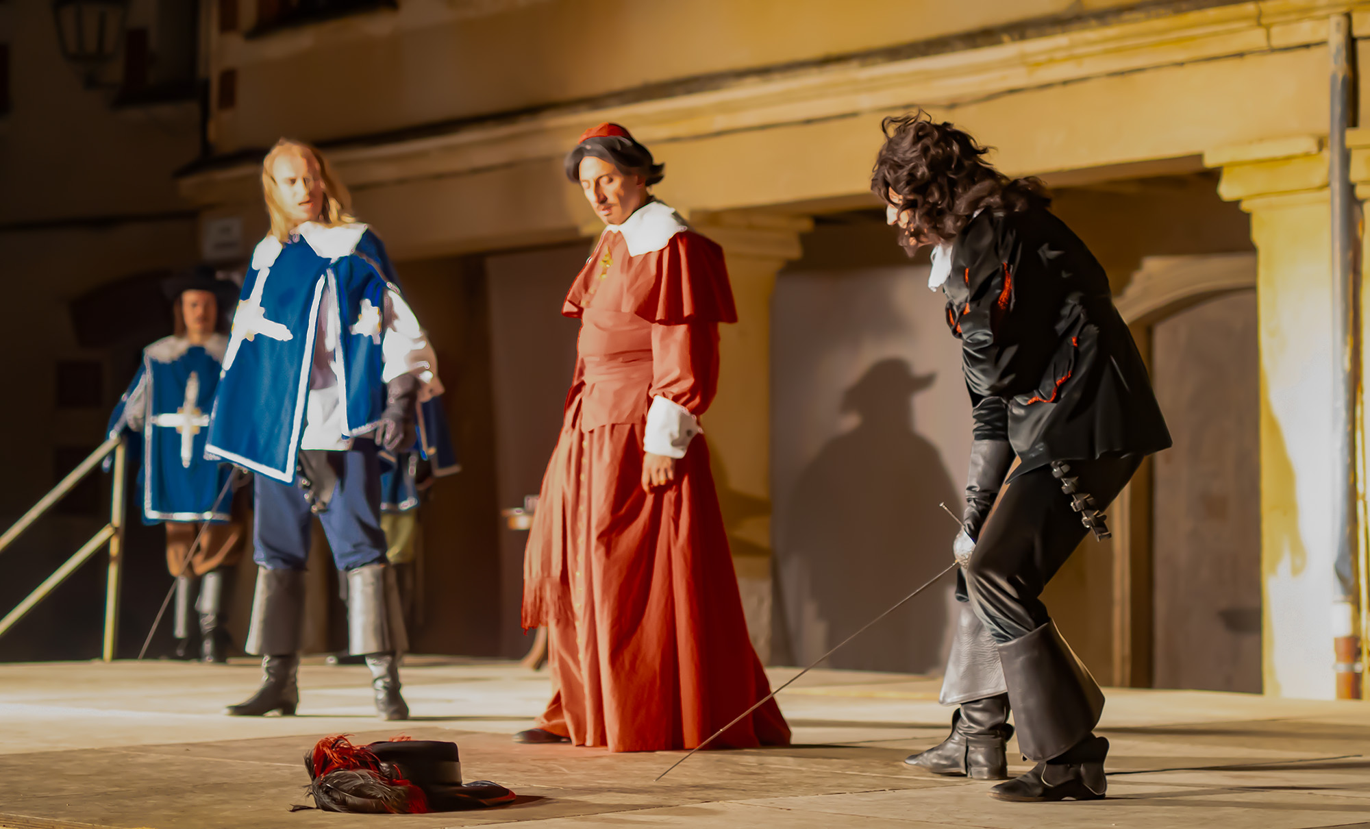 16 Richelieu tente de recruter d'Artagnan devant Rochefort blessé 1bis 250623.jpg