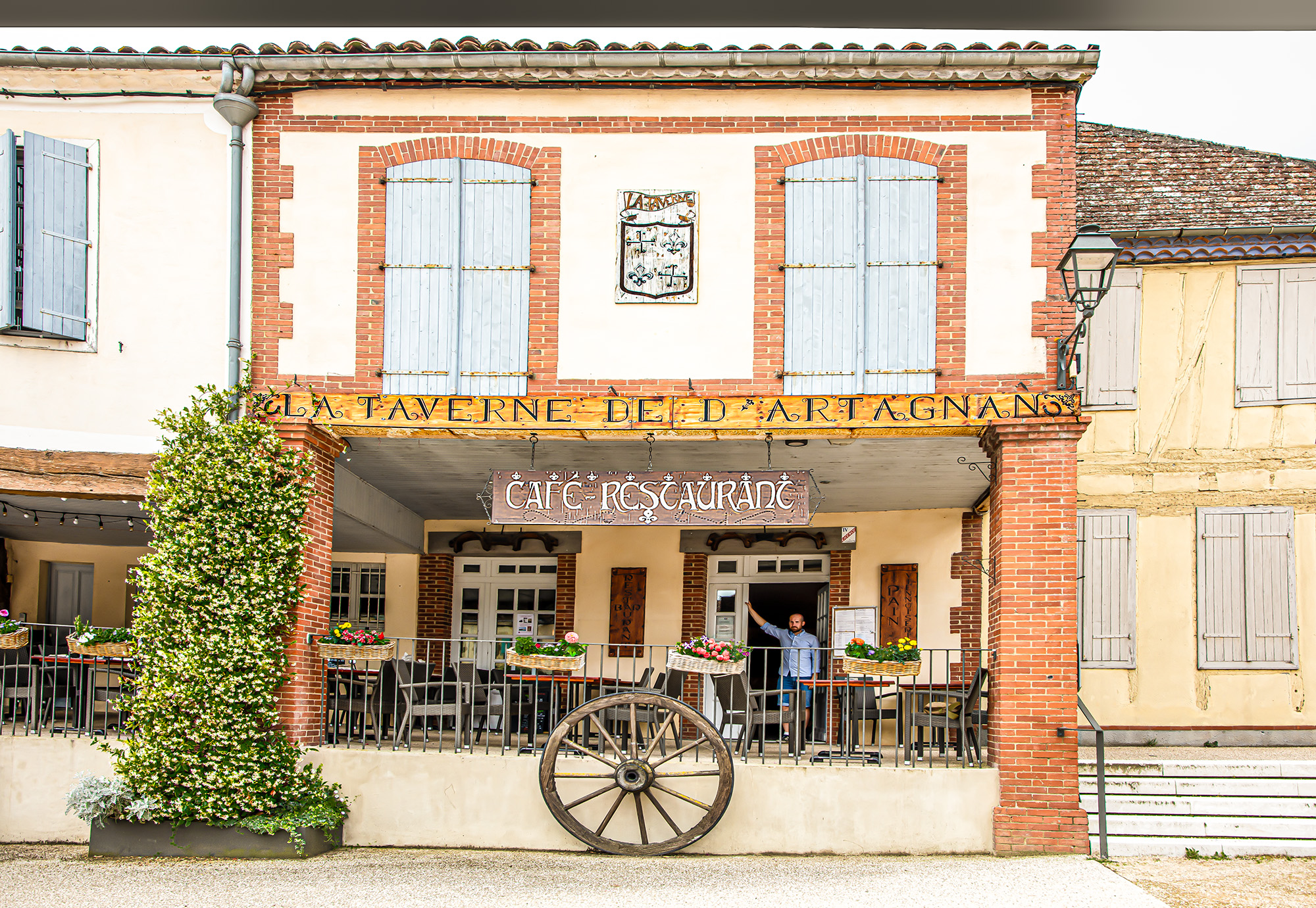 4 La taverne d'Artagnan 1bis 230623.jpg