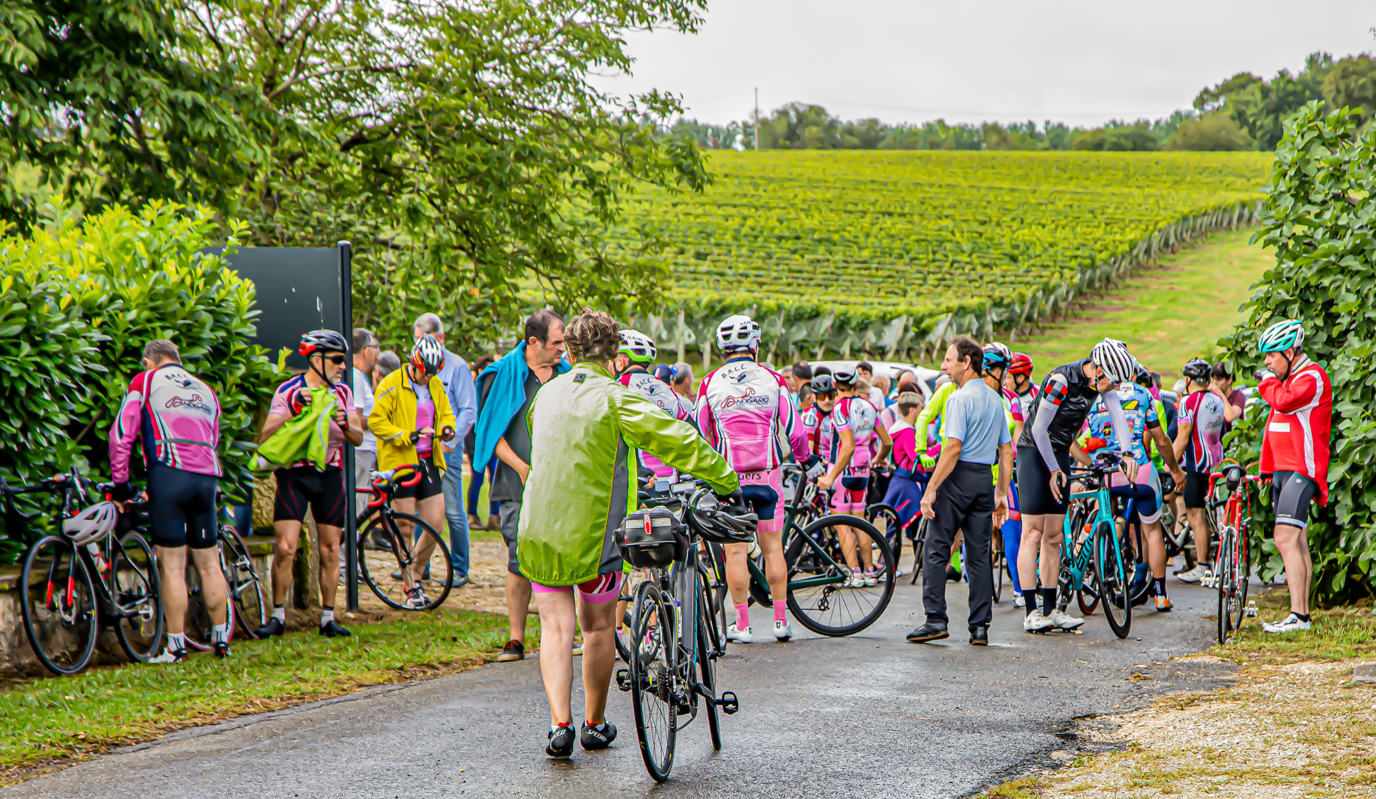 9 Arrivée des cyclos 1bis 020723.jpg