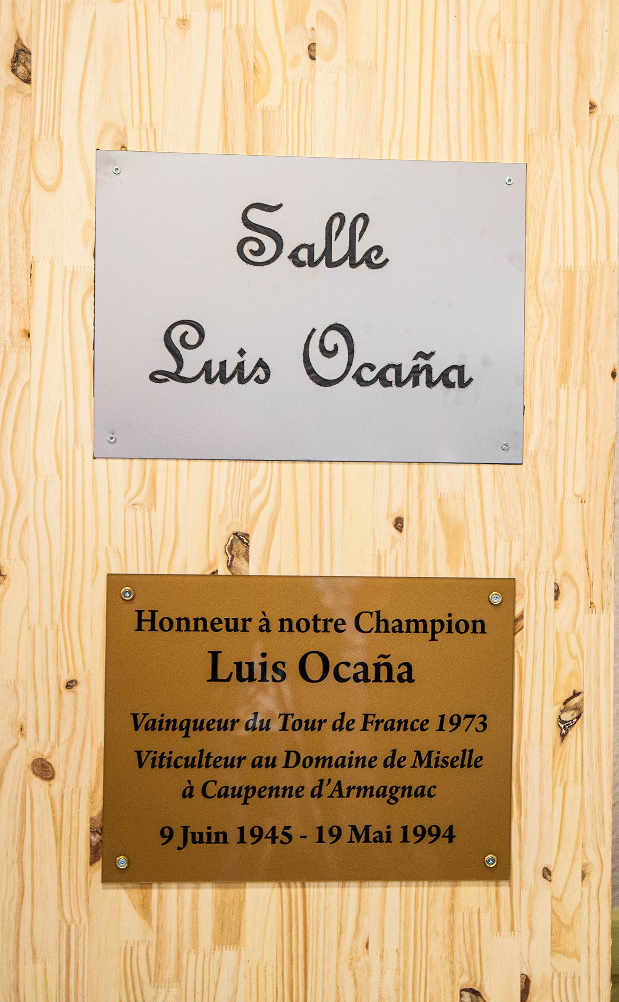 11 La plaque Luis Ocana 1bis 020723.jpg