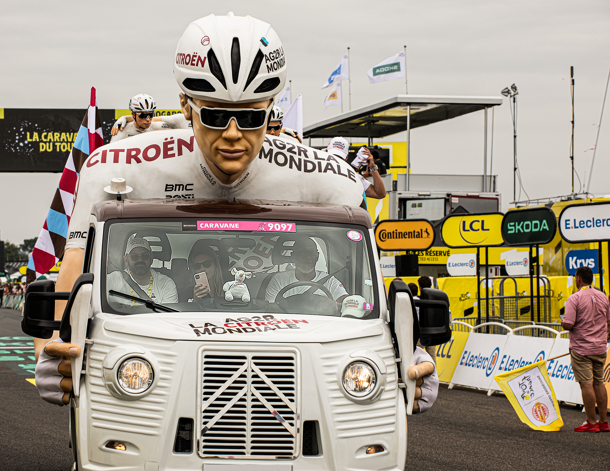 28 Caravane AG2R La Mondiale Citroën 1bis 040723.jpg