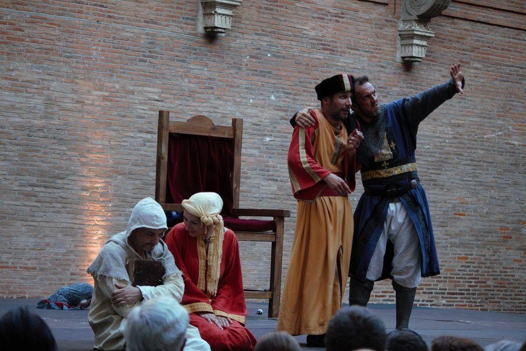 Sacrés Cathares 1.jpg