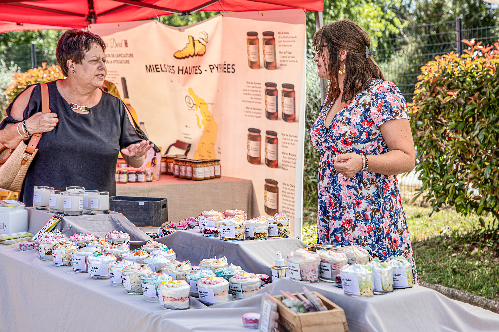 25 Stand de Julie Mercier bougies Rose d'Ambre 1bis 140723.jpg