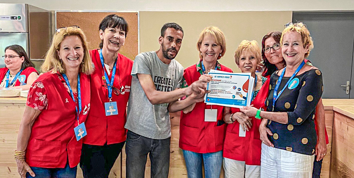 DR4 RDelord avec les bénévoles DSNA 1bis 310723.jpg