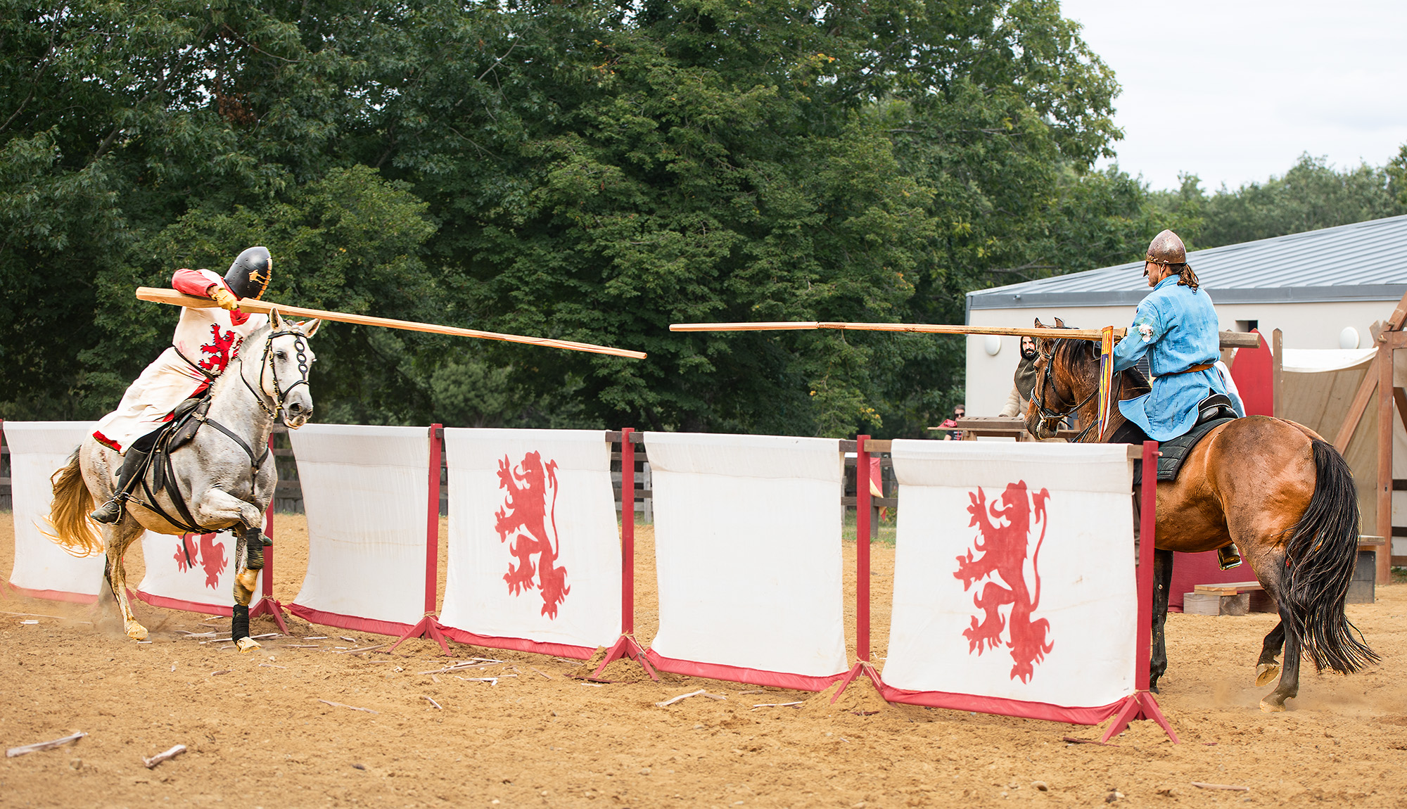 12 Augalop avec les lances 1bis 050823.jpg