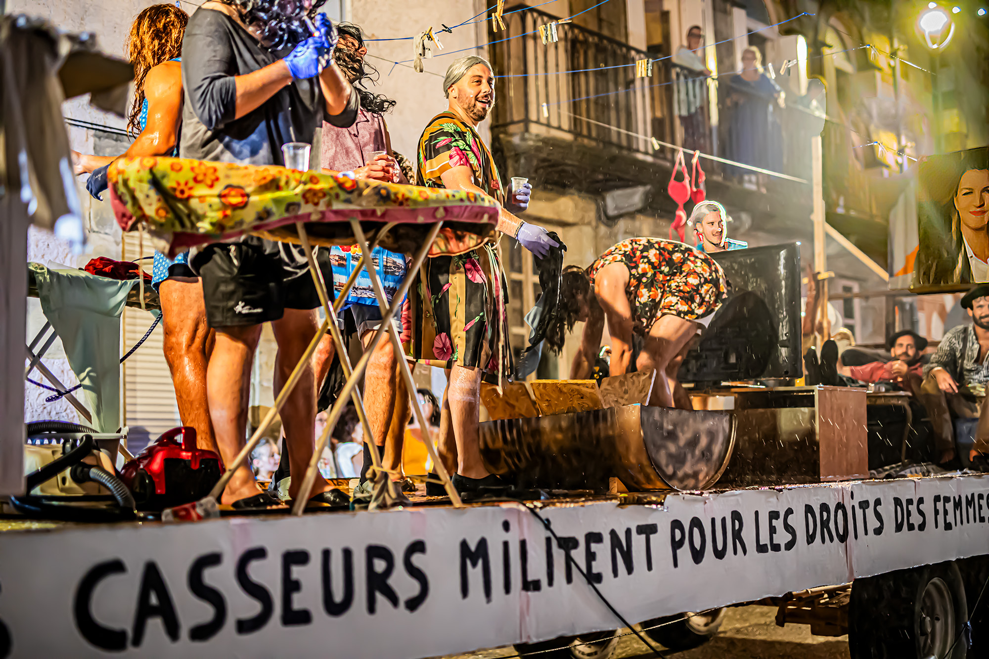 20 Les casseurs 1bis 110823.jpg