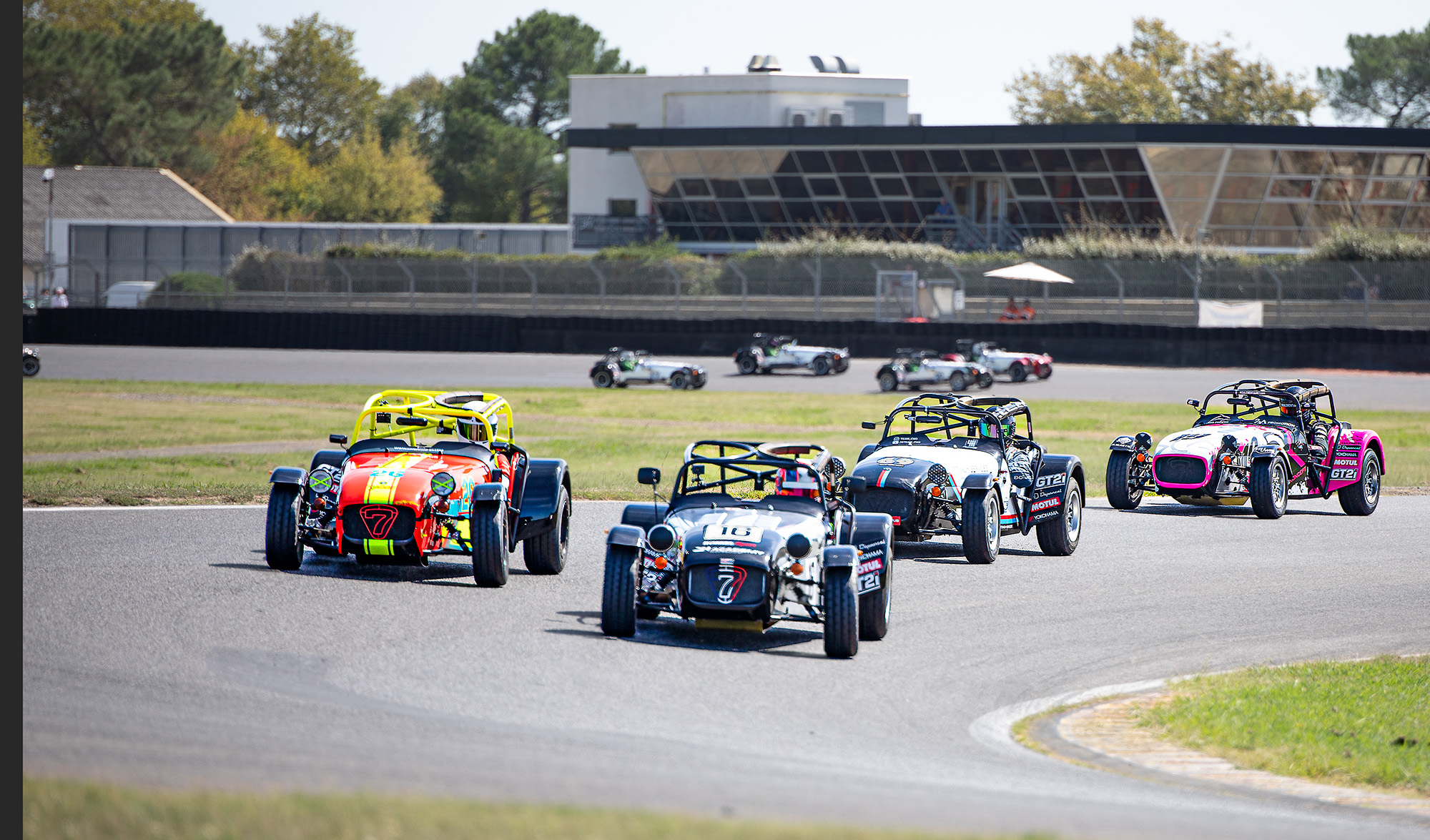 22 Caterham Academy course 2  16  26  69  19 1bis 100923.jpg