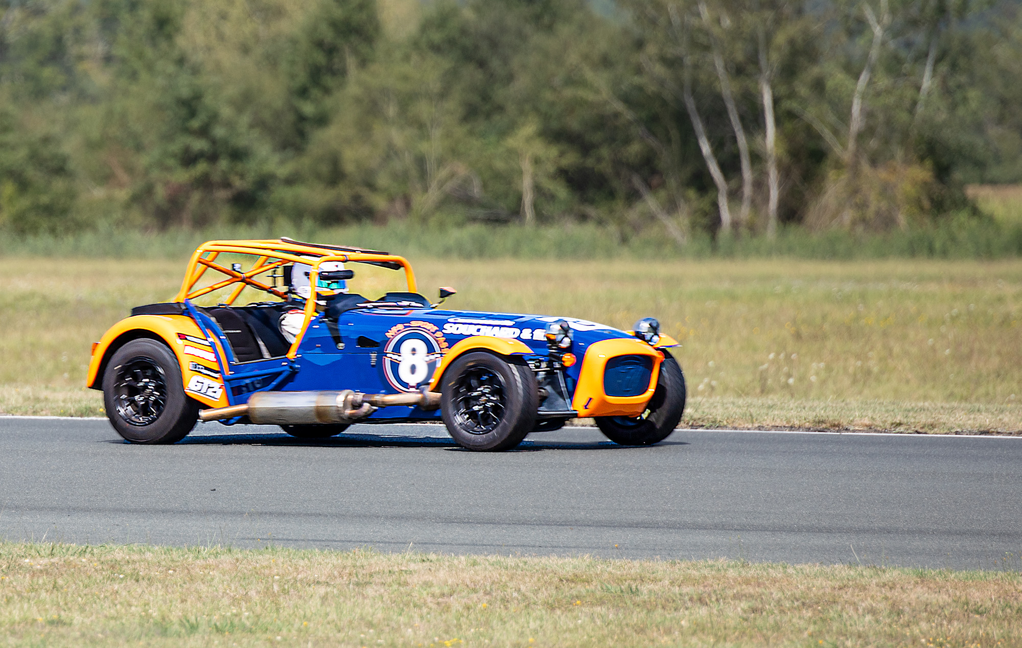 24 Caterham Academy course 2  le 8 dans la ligne droite 1bis 100923.jpg