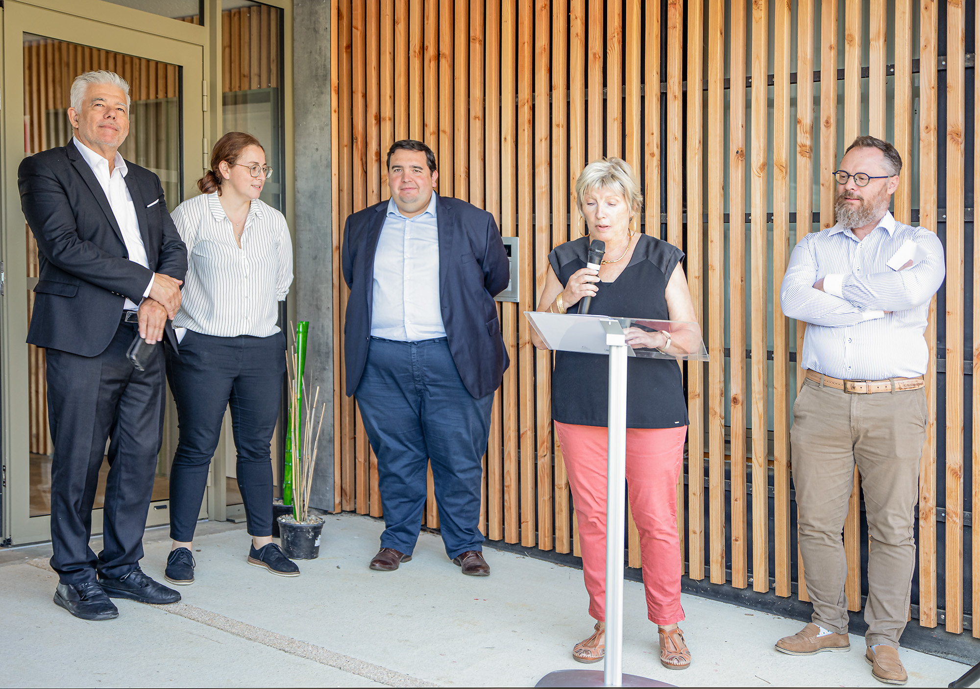 11 Thierry Saint-Luc Barbara Neto Vincent Gouanelle Patricia Galabert Frédéric Poinsignon 1bis 200923.jpg