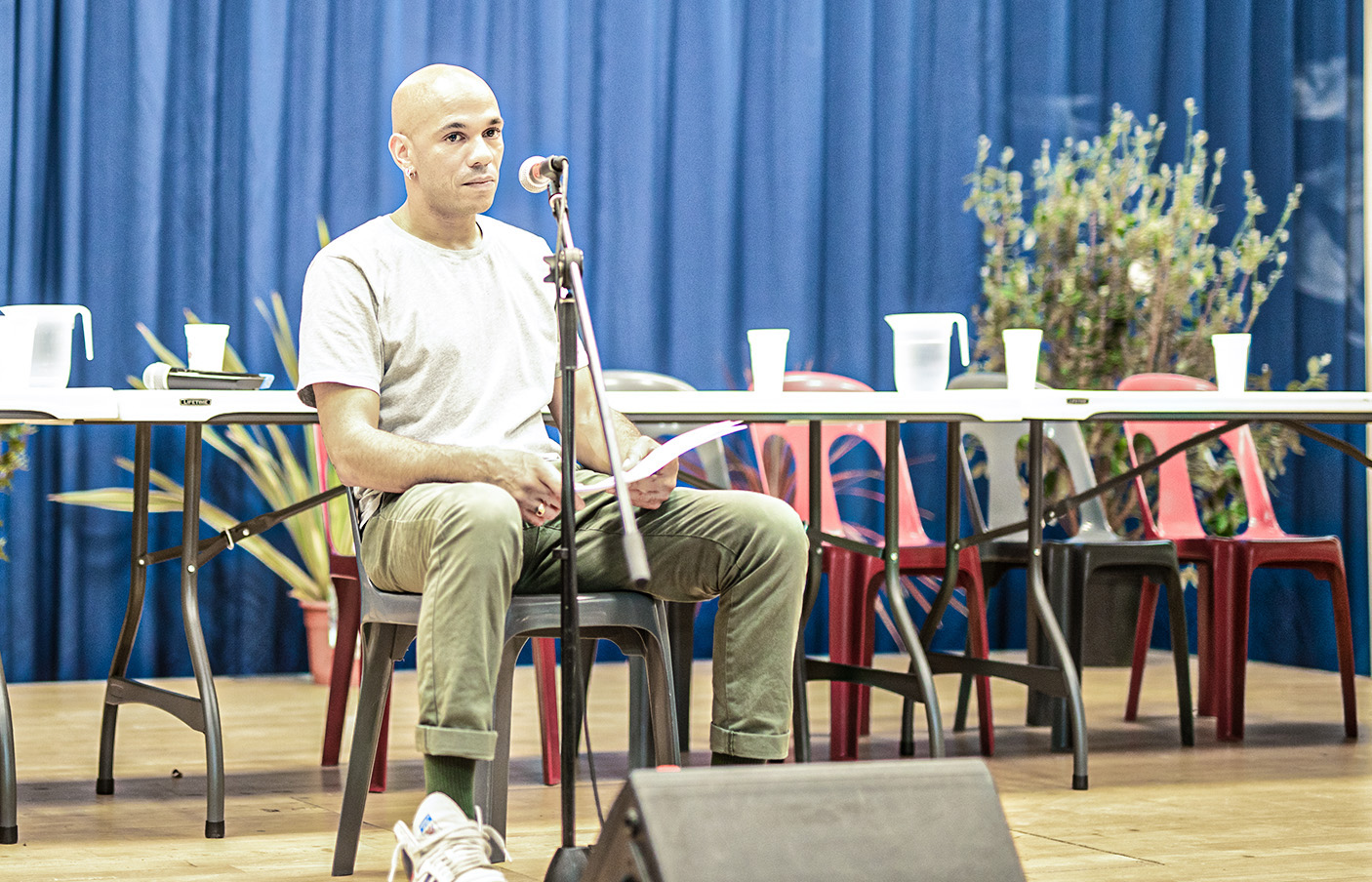 10 Matthieu Seel fait une lecture en musique 1bis 020623.jpg