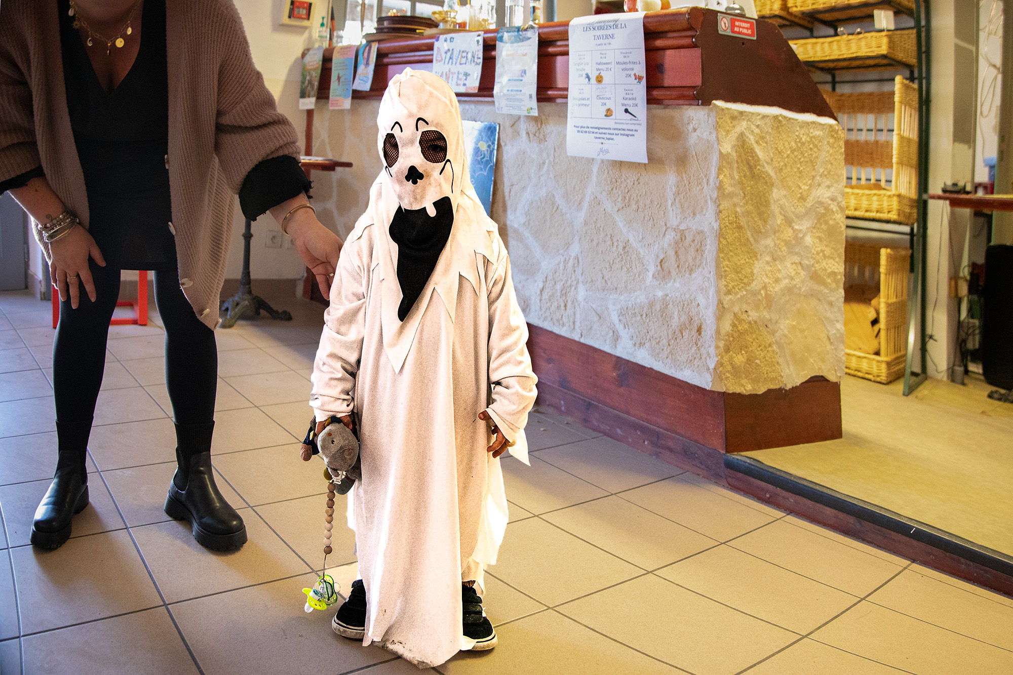 1 Un petit fantôme 1bis 301023.jpg