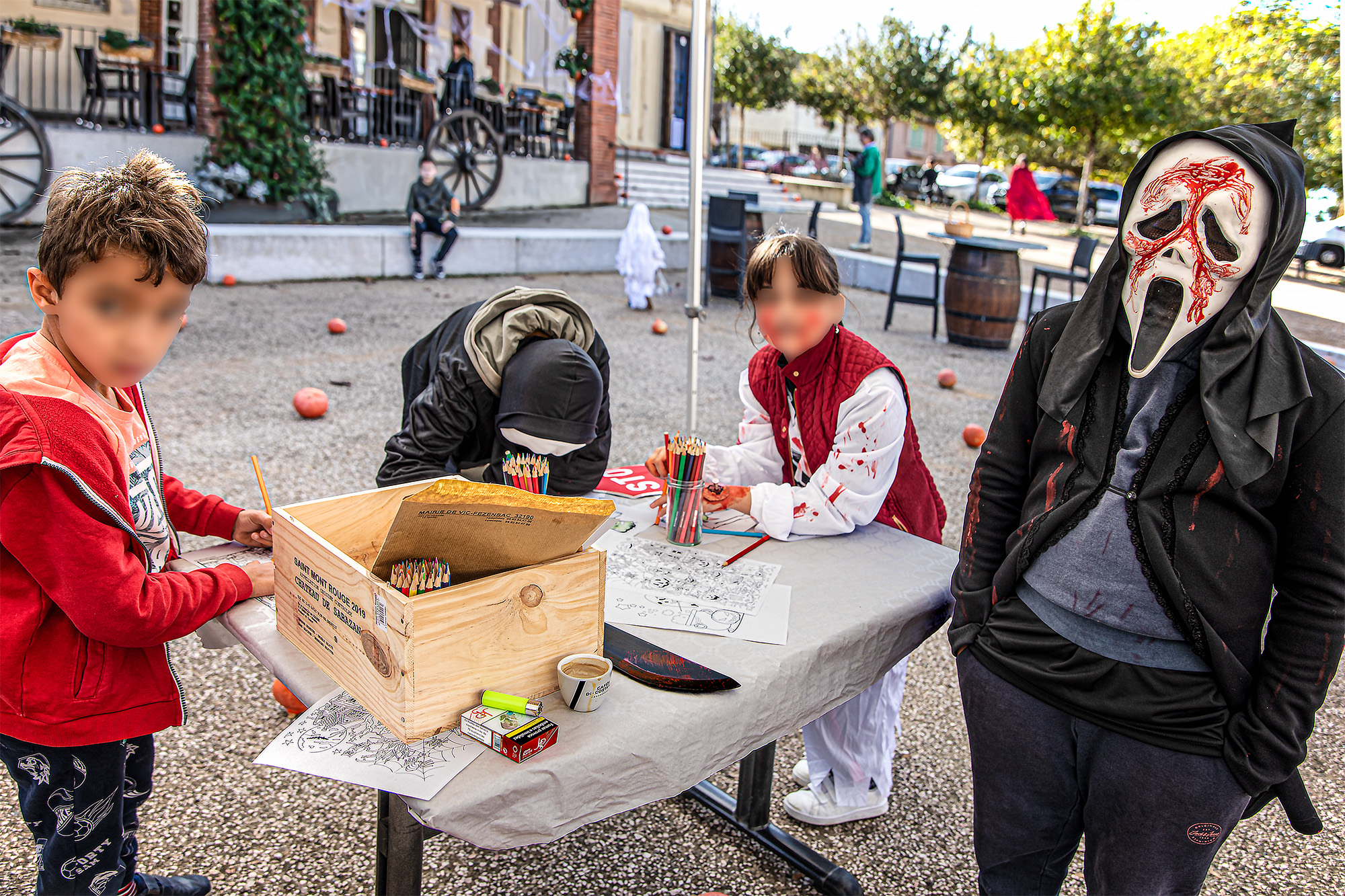 5 Sur la place d'Artagnan 1bis 301023.jpg