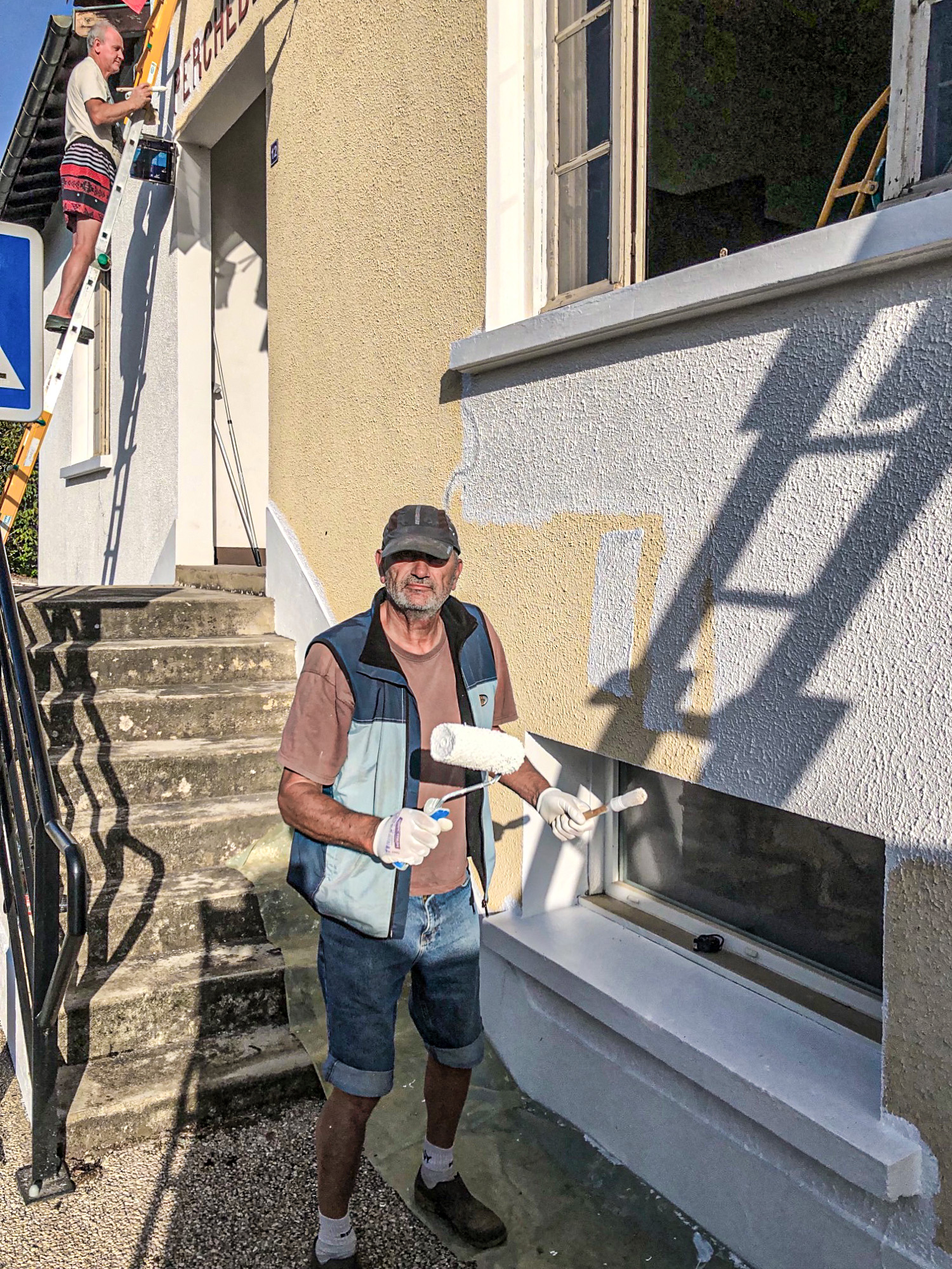 DR5 ChCuvellier mairie peinture exterieure 1bis 041123.jpg