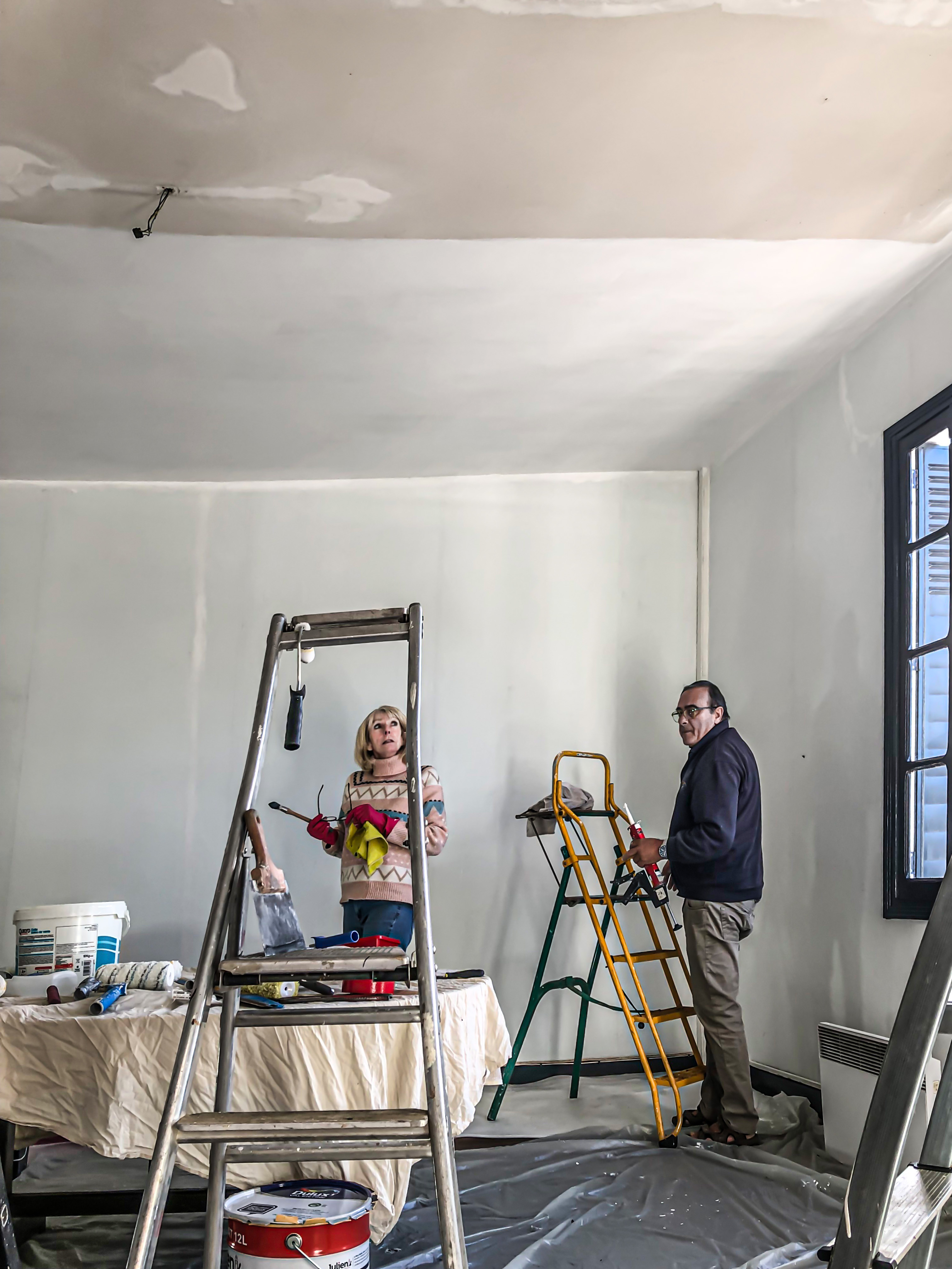 DR9 ChCuvellier mairie peinture salle conseil 1bis 041123.jpg