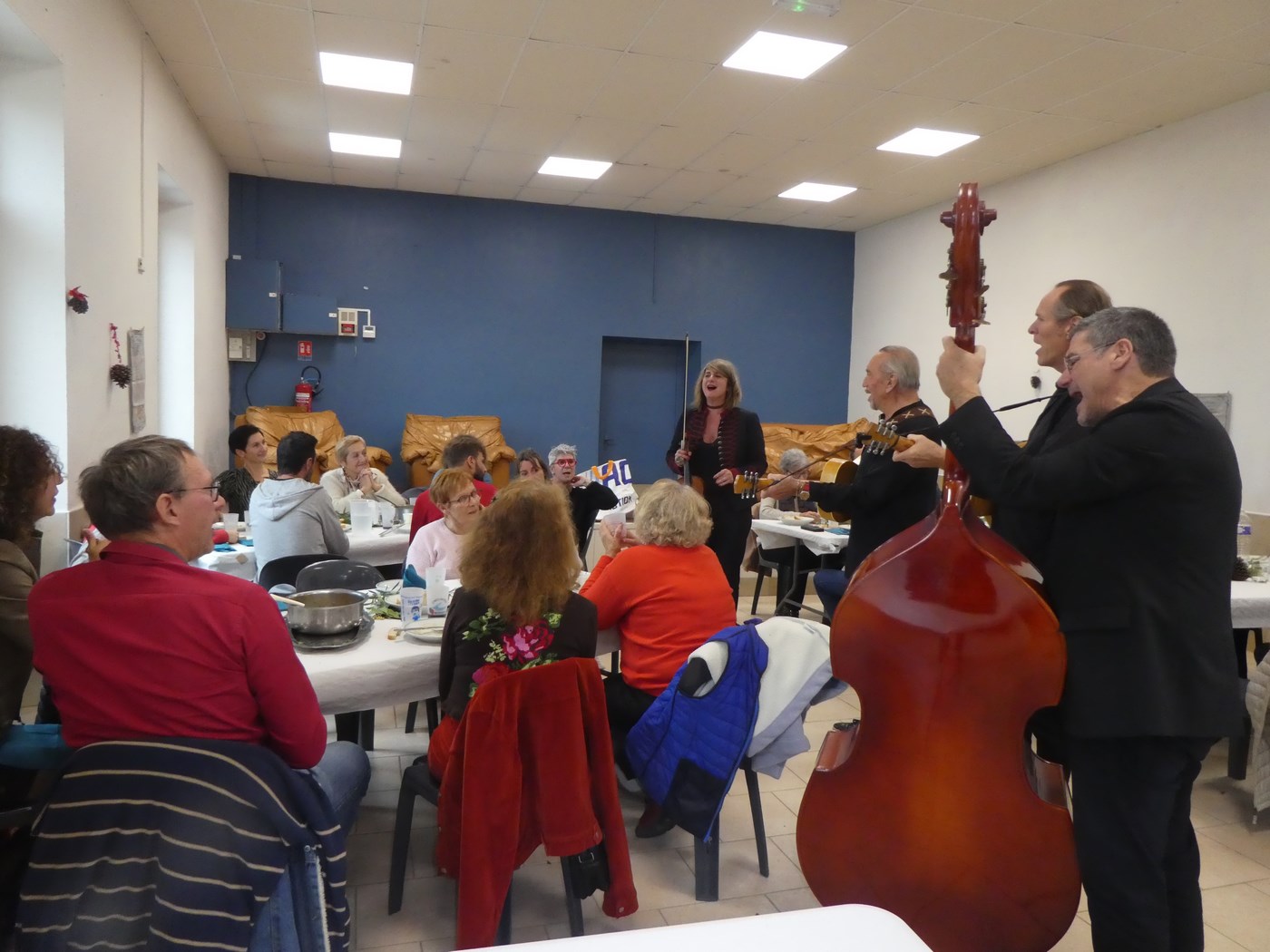 Convives et musiciens ne faisaient qu'un !