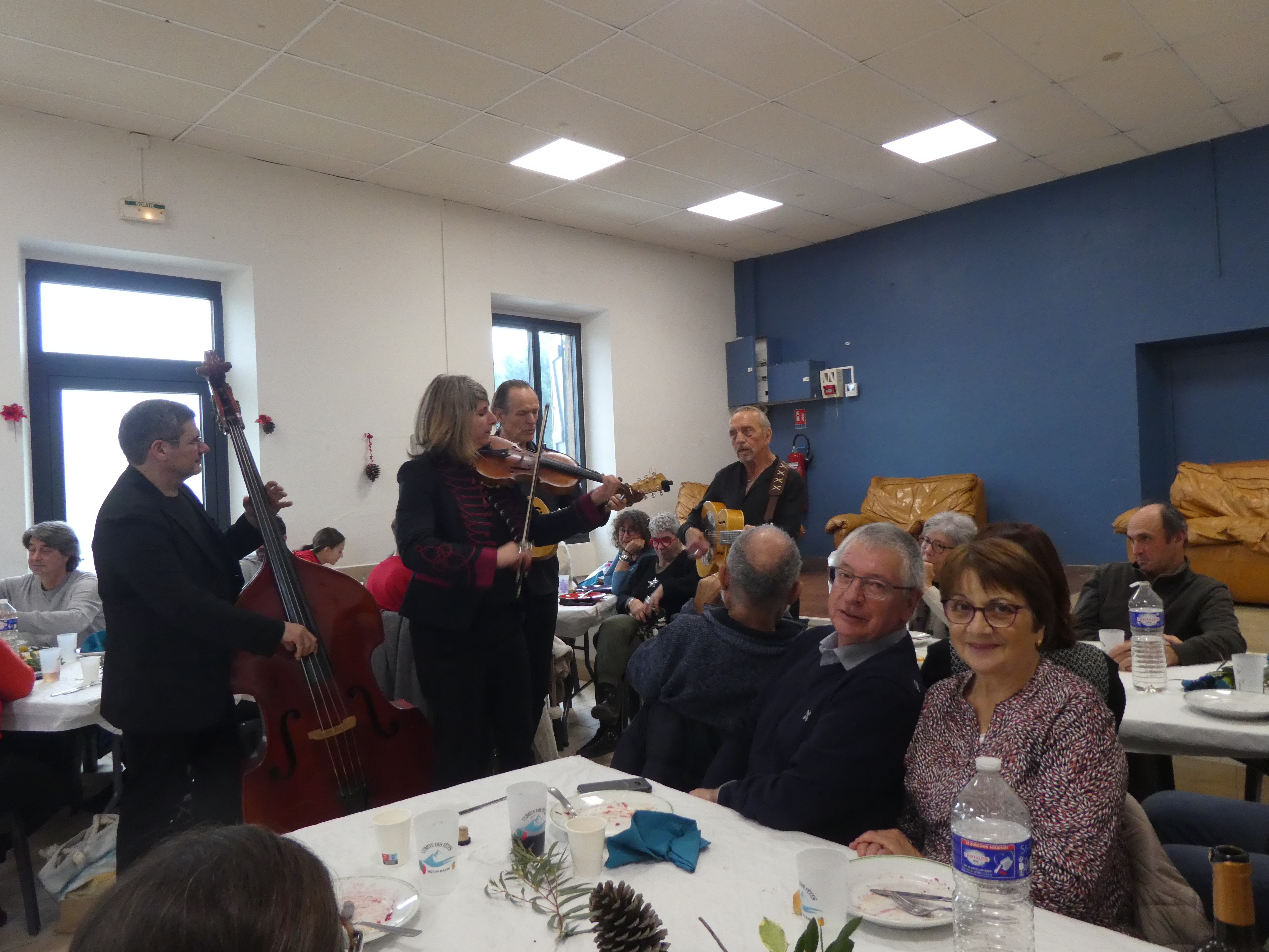 Chaque table a eu droit  à son  mini concert privé !