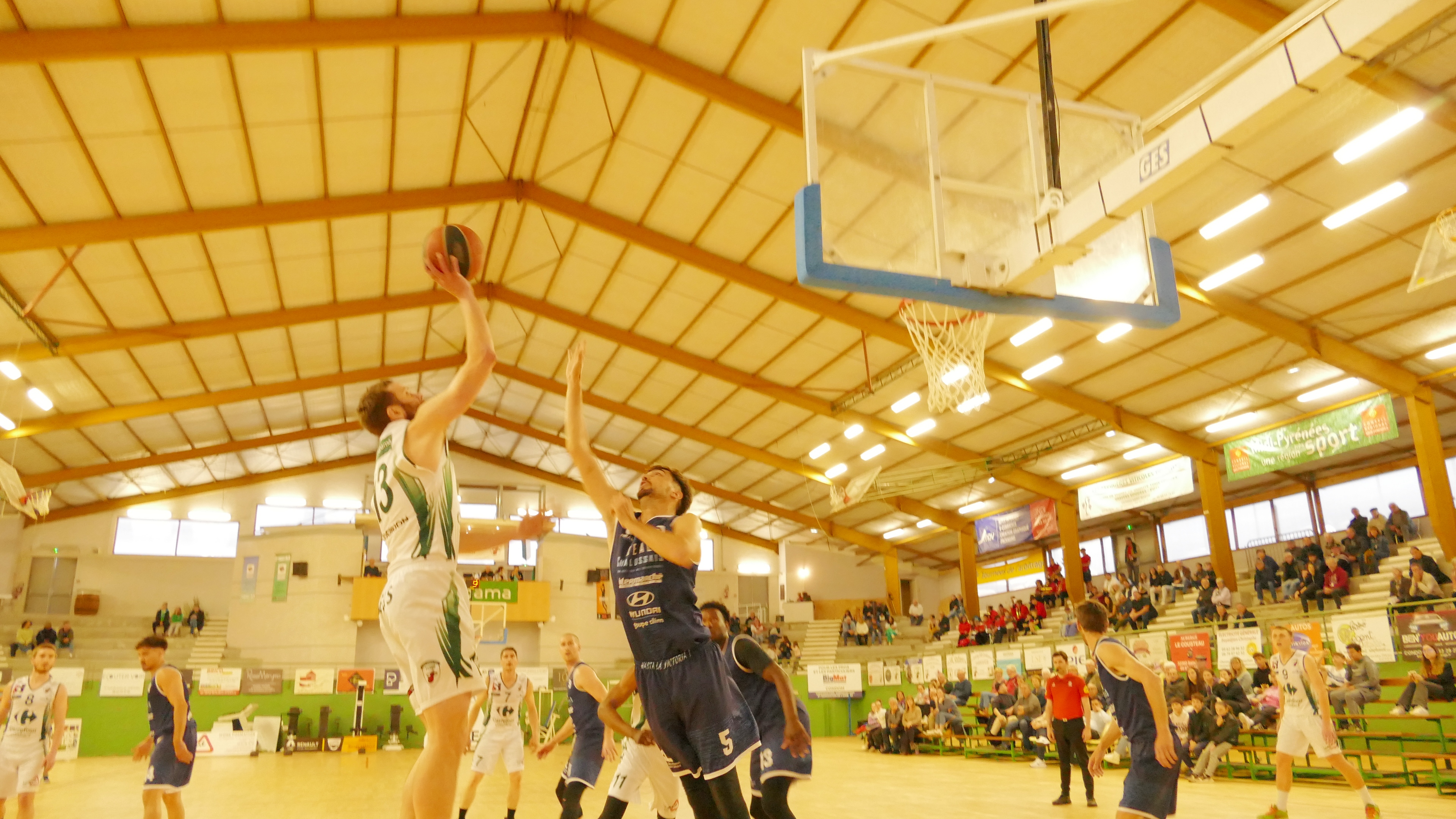 David Seremet a marqué 21 points.