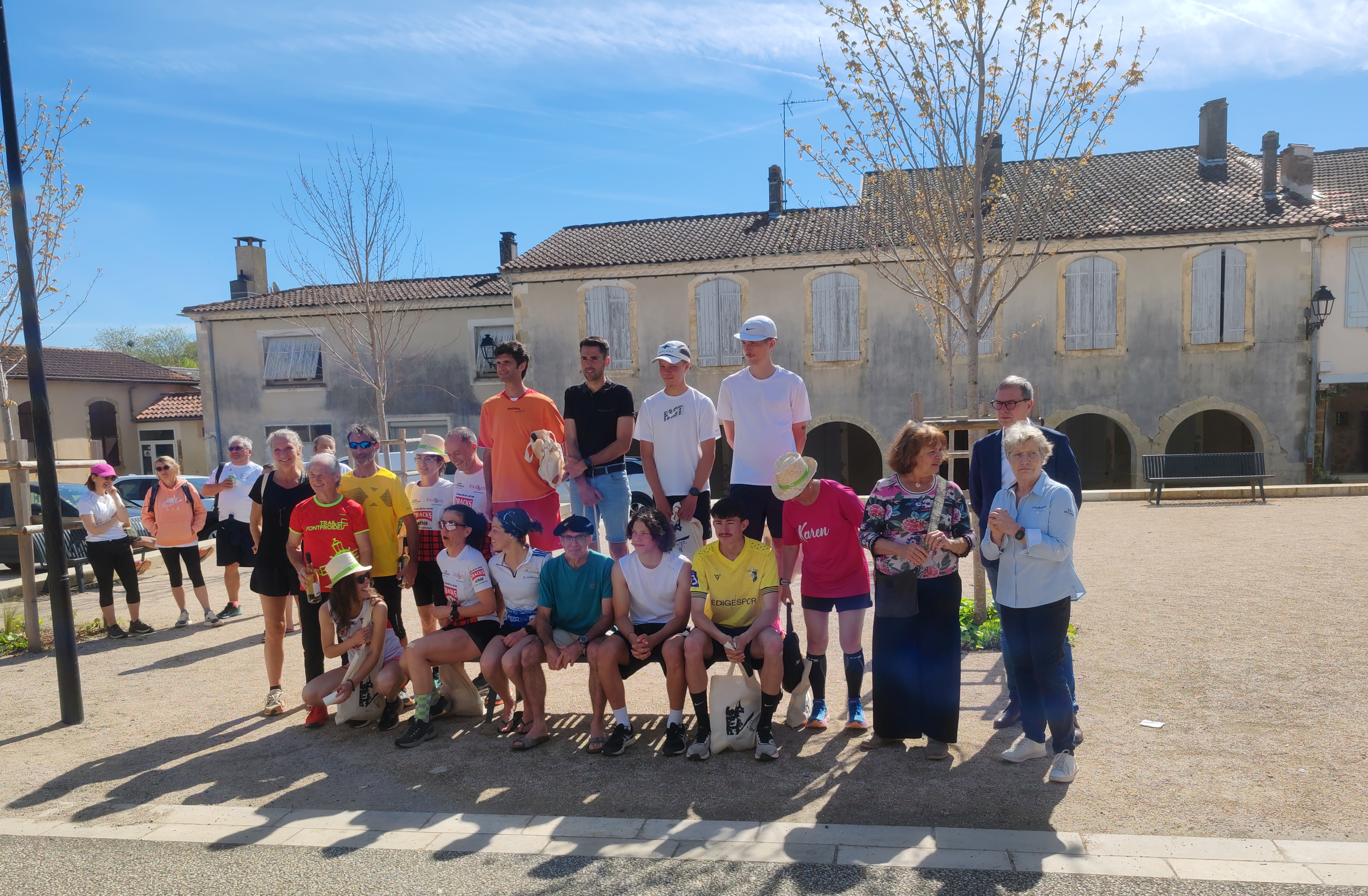 Tous les vainqueurs réunis sur le podium.