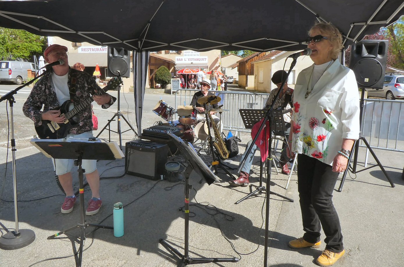 Le JB Band Blues  ont animé l'apéro !