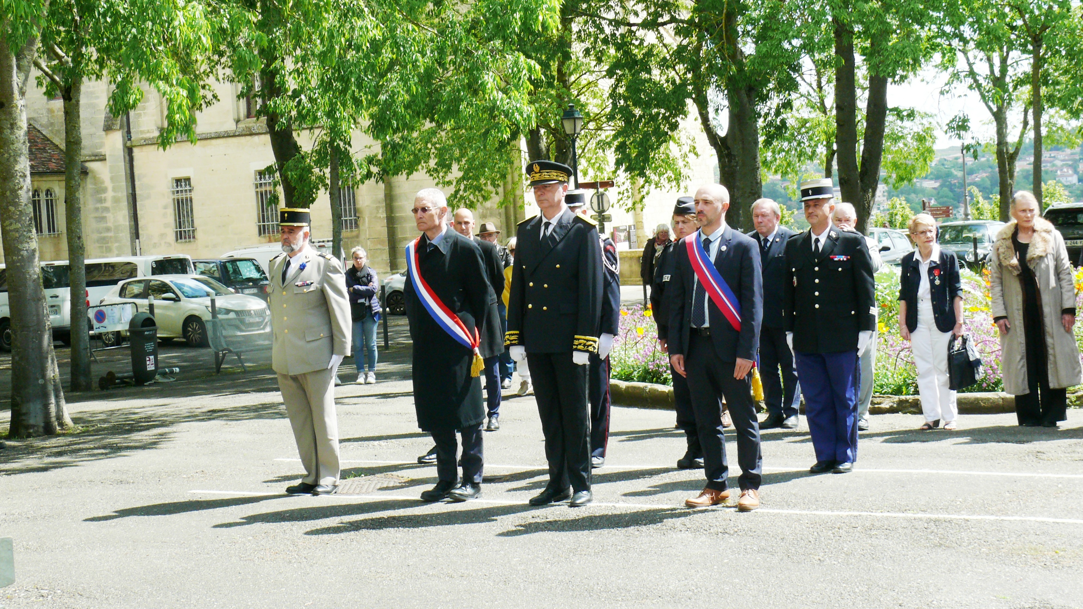 Les officiels: Capitaine Jean-Christophe Caubet, le sénateur Franck Montaugé, le Préfet du Gers, Laurent Carrié, le Conseiller Départemental, Jérôme Samalens.Co