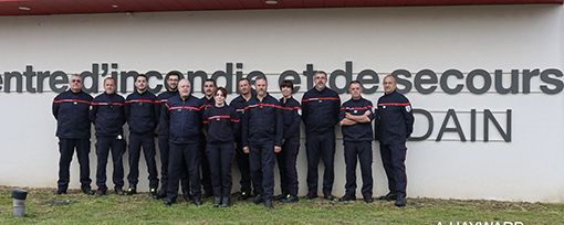 pompiers flamme olympique isle jourdain 2.jpg