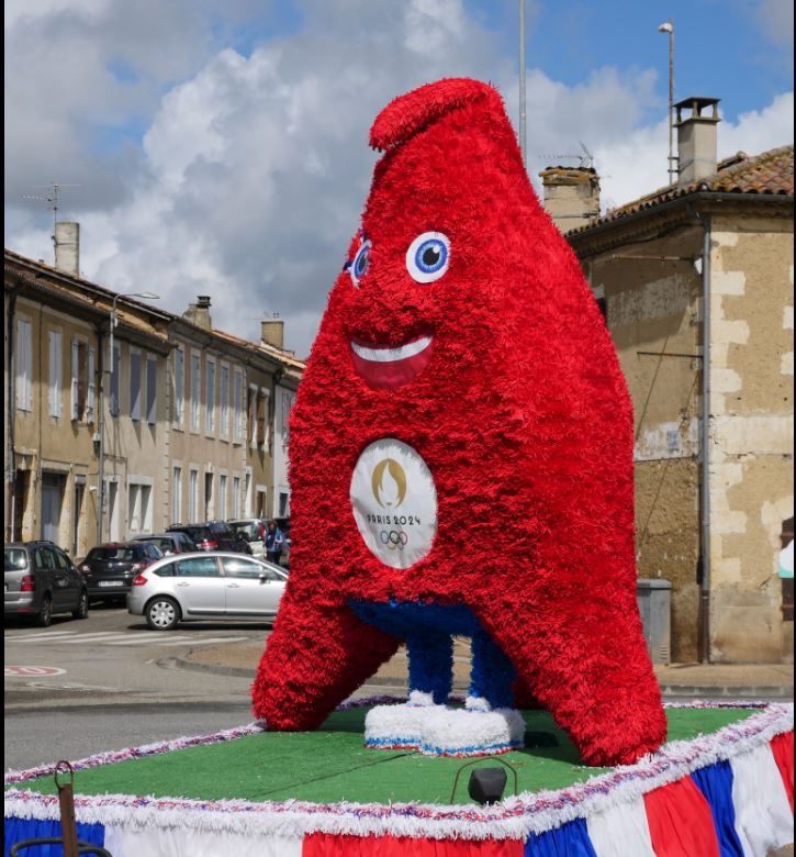 flamme fleurance mascotte 32.JPG