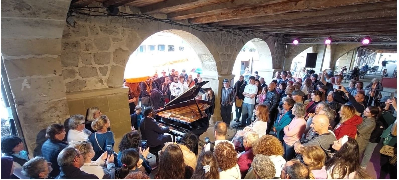 marciac piano flamme 3.JPG