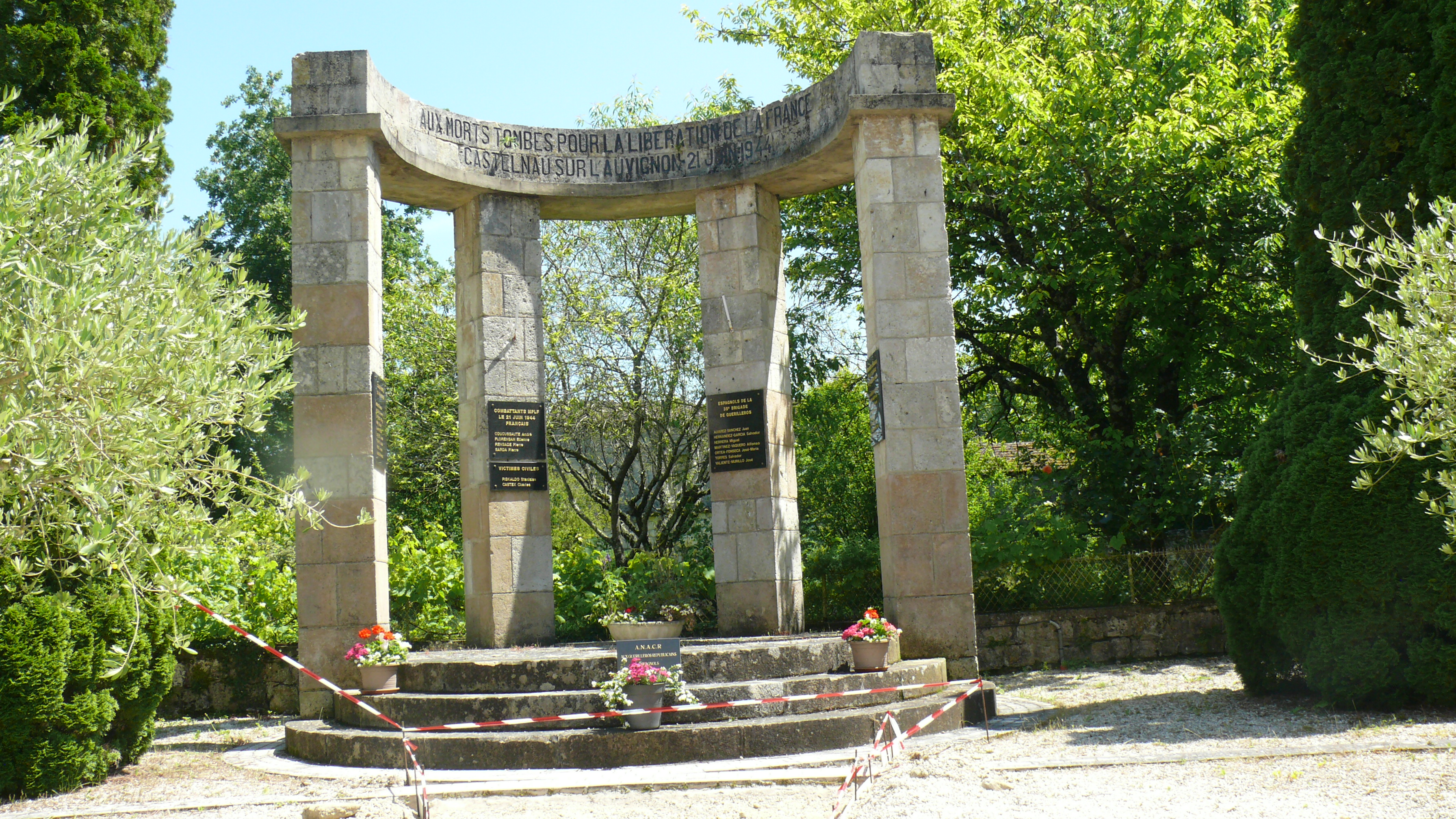 Le péristyle.