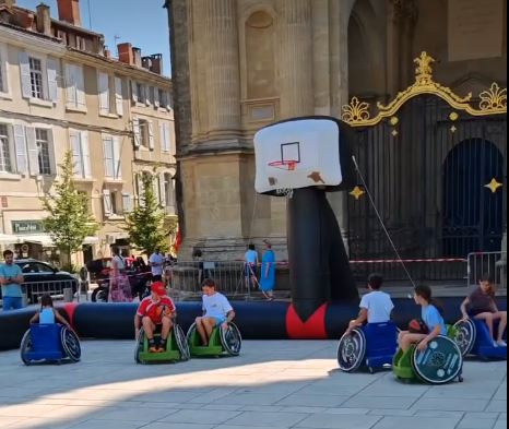 Basket fauteuil.