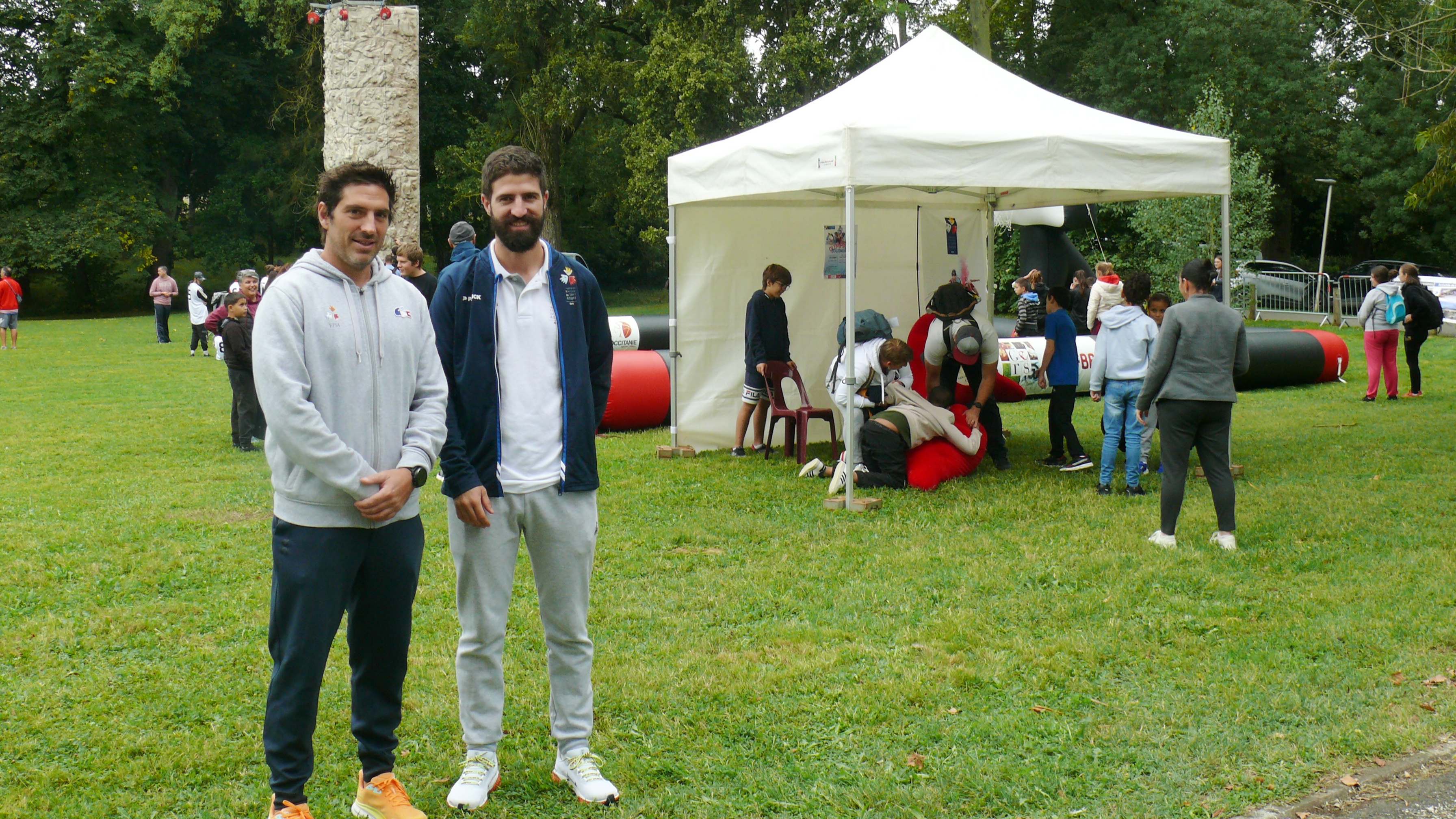 Thibaut Roussille, président du CDSA 32, et Lucas Sicre, conseiller technique fédéral.