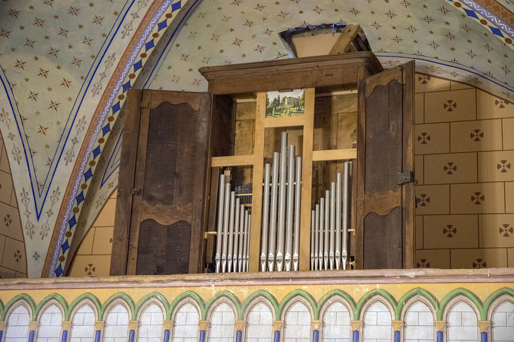 Eglise SCréac-tribune & orgue.jpg