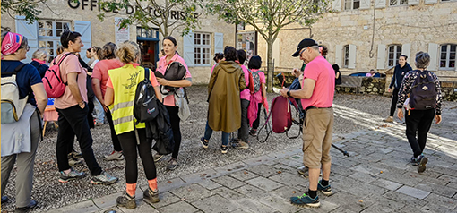 lectoure marche rose.jpg