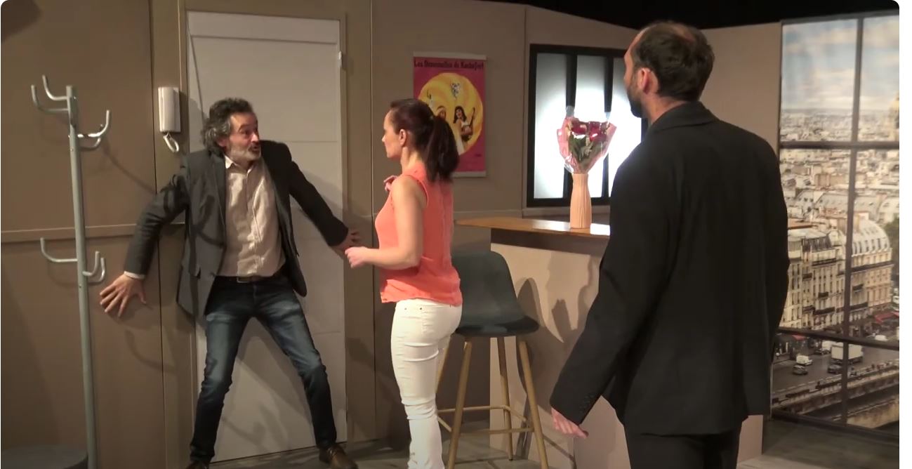 auch tgeatre rupture.JPG