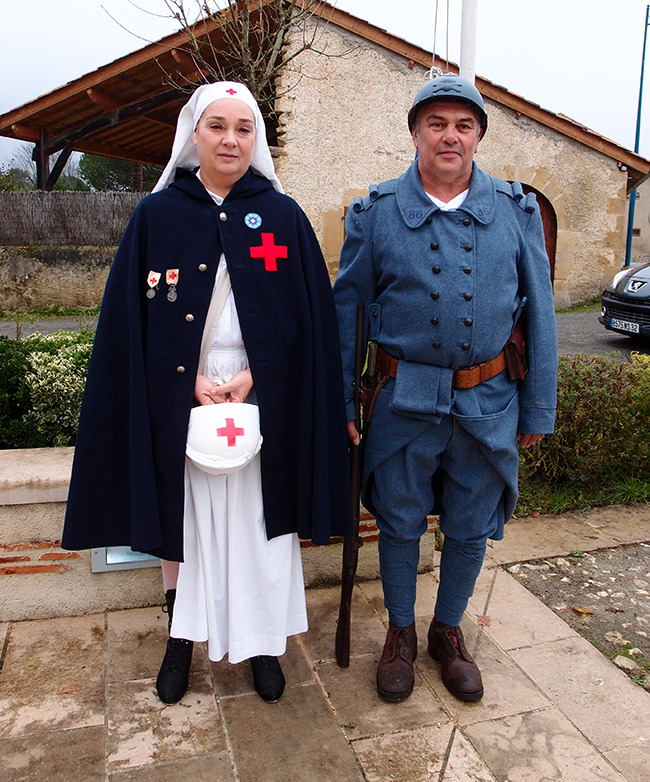 tillac costume d'époque Bouey.jpg