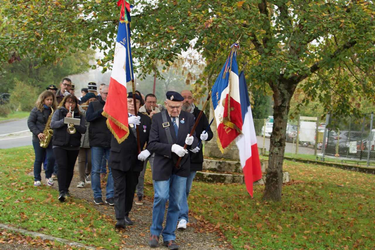 4Dans les brumes du 11 novembre.
