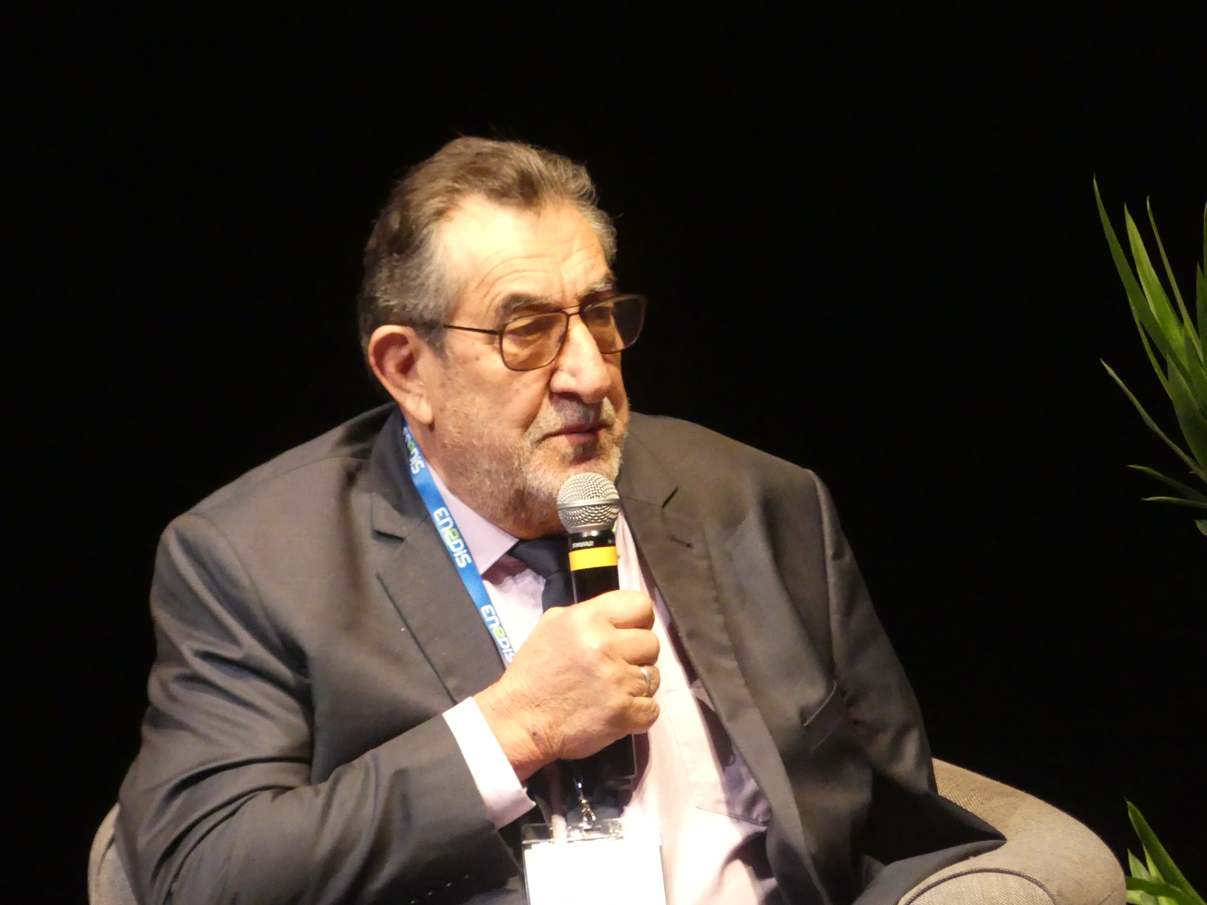 Mr Francis Larroque maire d'Auradé