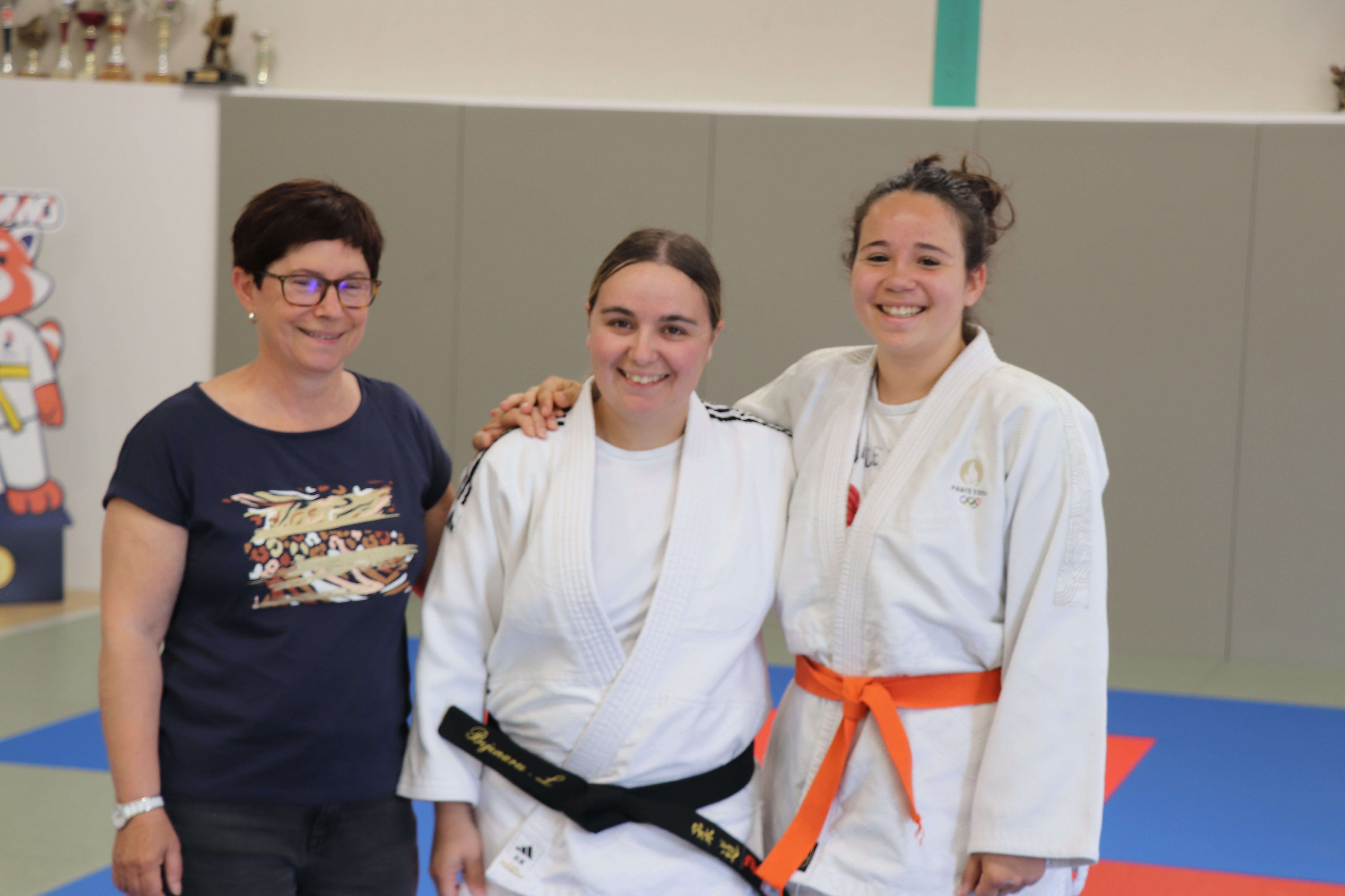 Maryline Duffau, Laurie Béjénaru, Ines Safi.