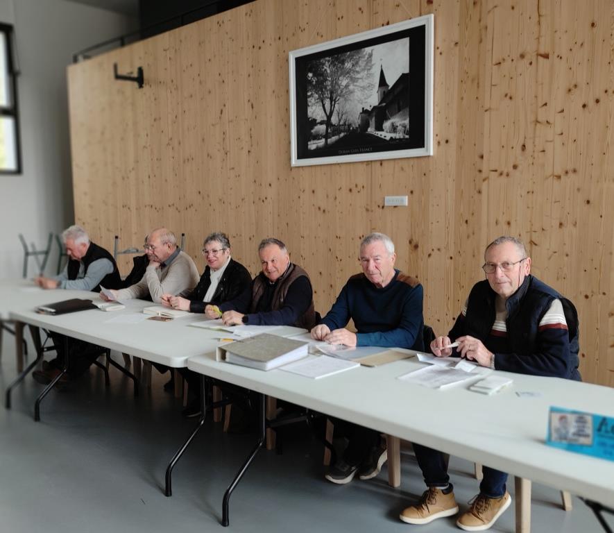 L'assemblée est terminée, le bureau tout sourire