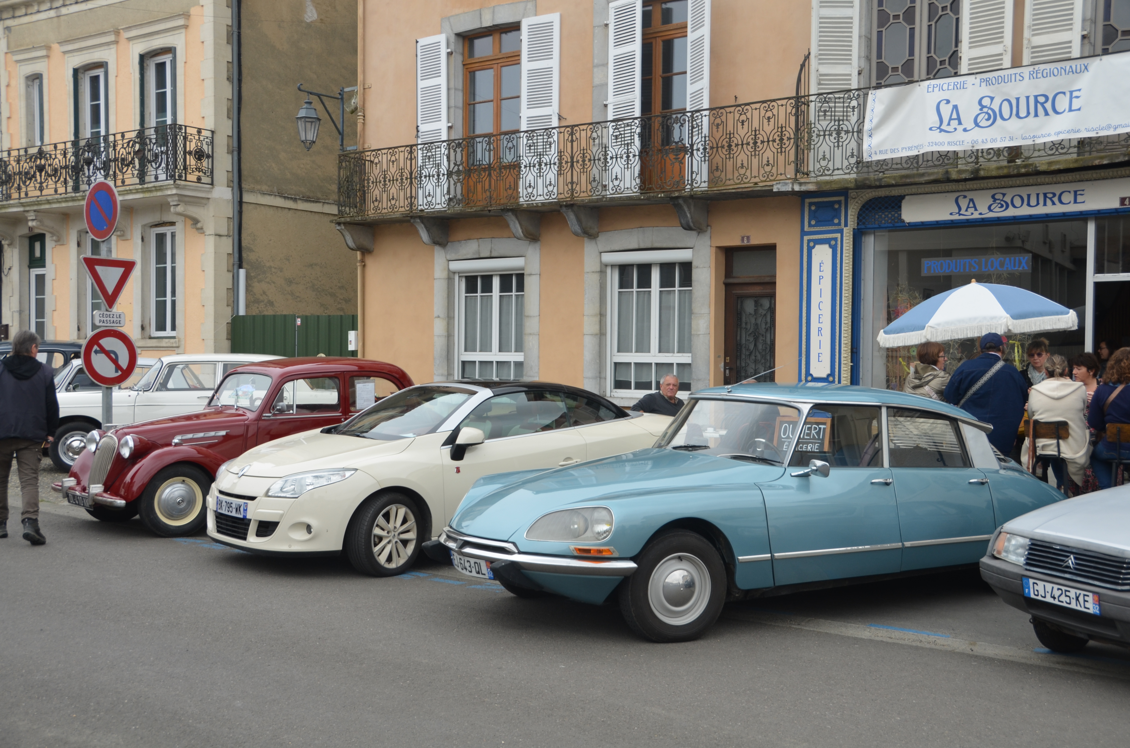 La collection de voitures anciennes et de collections a connu aussi un succès