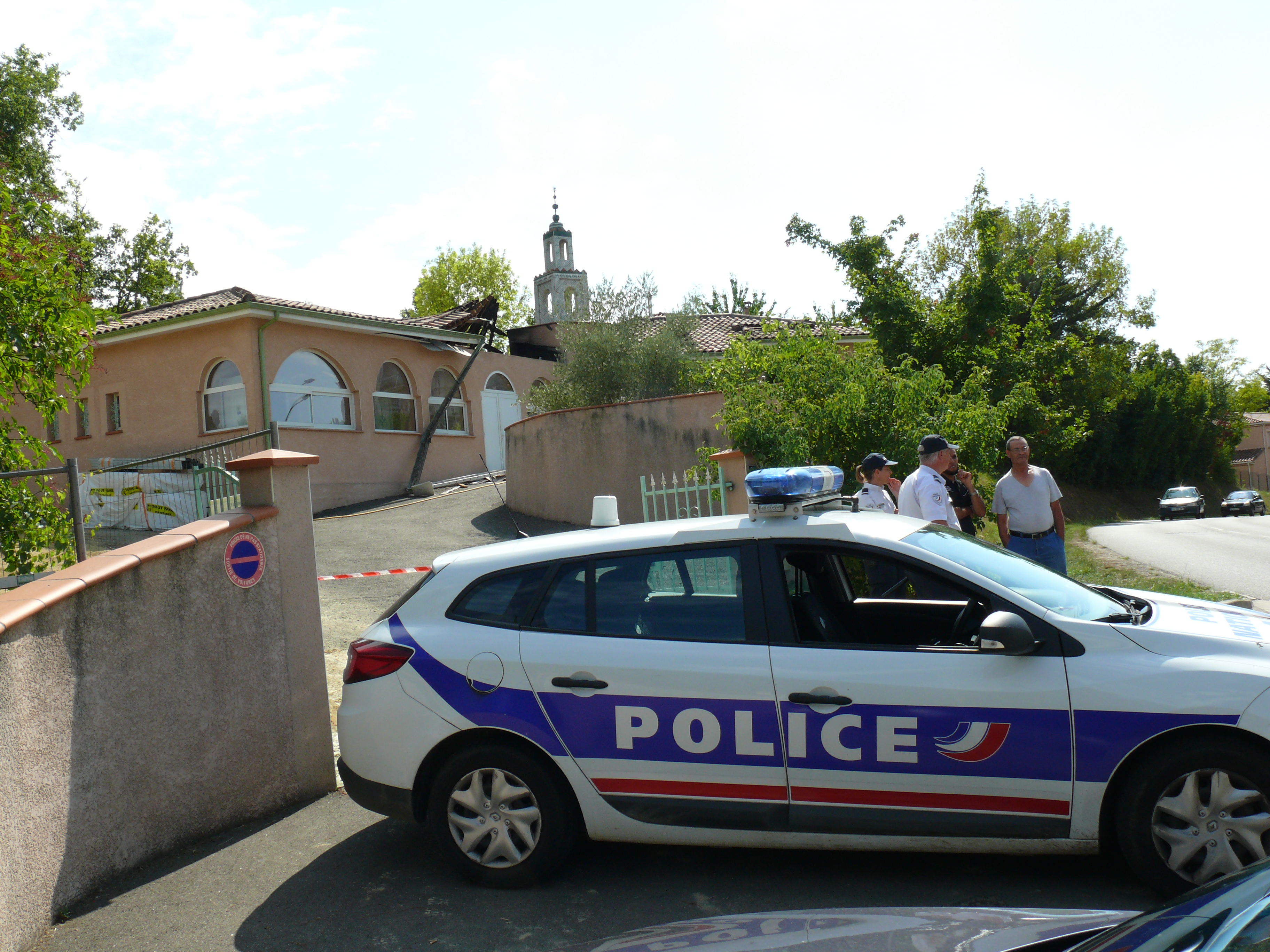 Incendie mosquée d'Auch.JPG