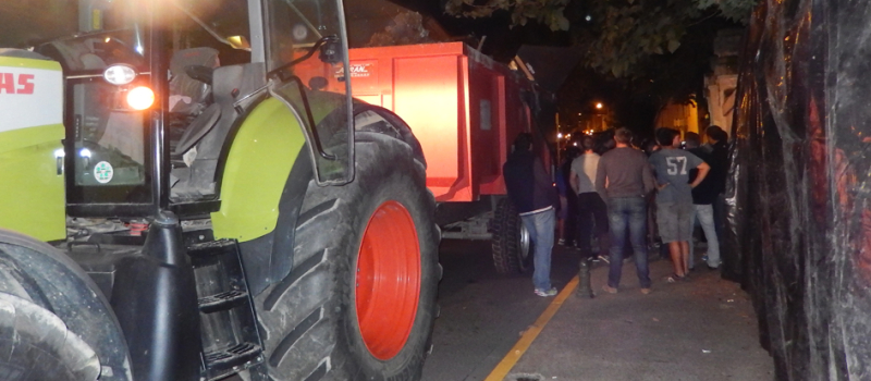 MIRANDE  Opération fumier à la sous préfecture